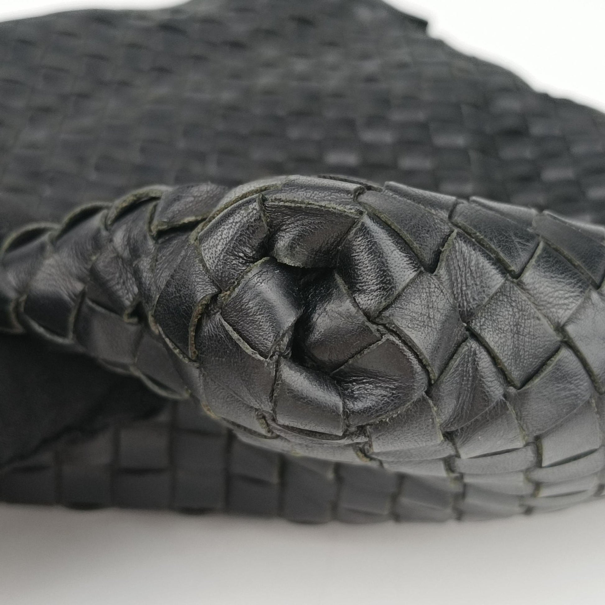Intrecciato Black lambskin B02867597Wイントレチャート ブラック ラムスキン B02867597W