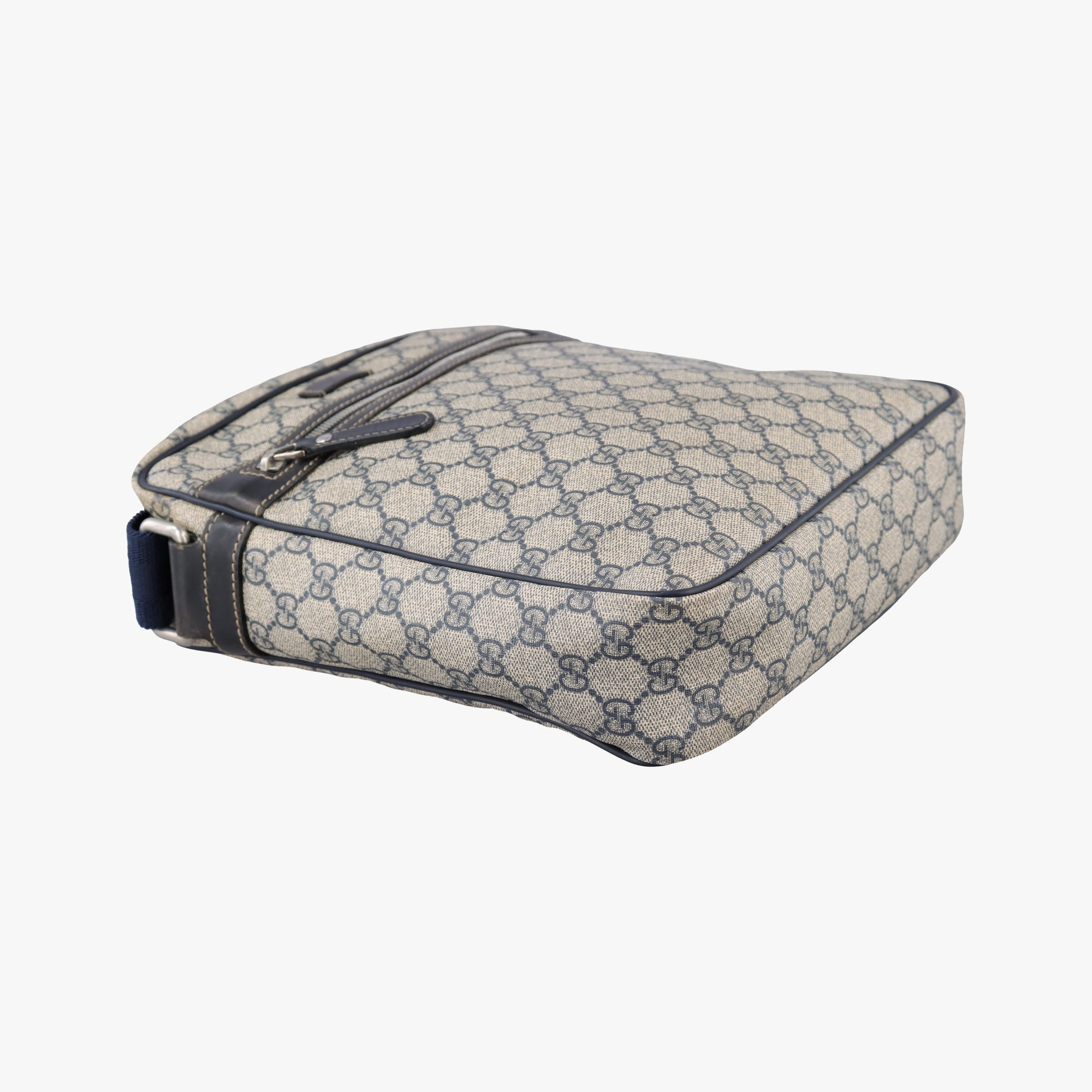 GG Supreme Messenger Beige × Navy PVC coated canvas×leather 201448 B7980659GGスプリーム メッセンジャー ベージュ×ネイビー PVCコーティングキャンバス×レザー 201448 B7980659