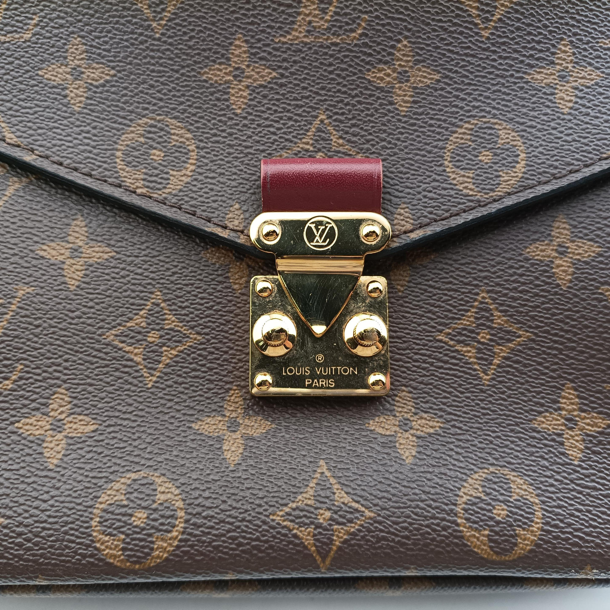 Pochette Metis MM Brown Monogram Canvas M44668 DU4109ポシェットメティス モノグラム/ブラウン モノグラム キャンバス M44668 DU4109