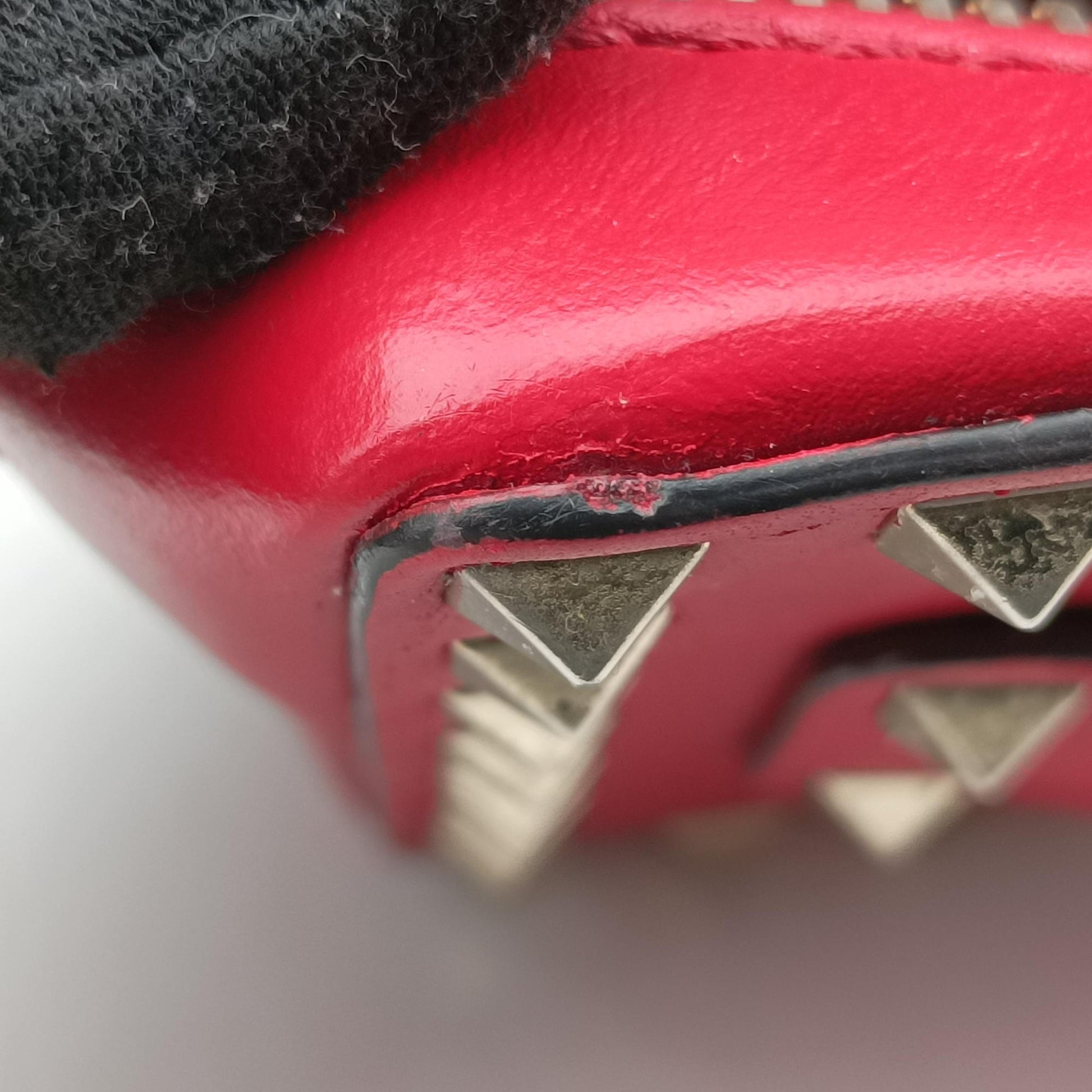 Rockstud Red Leather Lot number unknownロックスタッズ レッド レザー 製番不明
