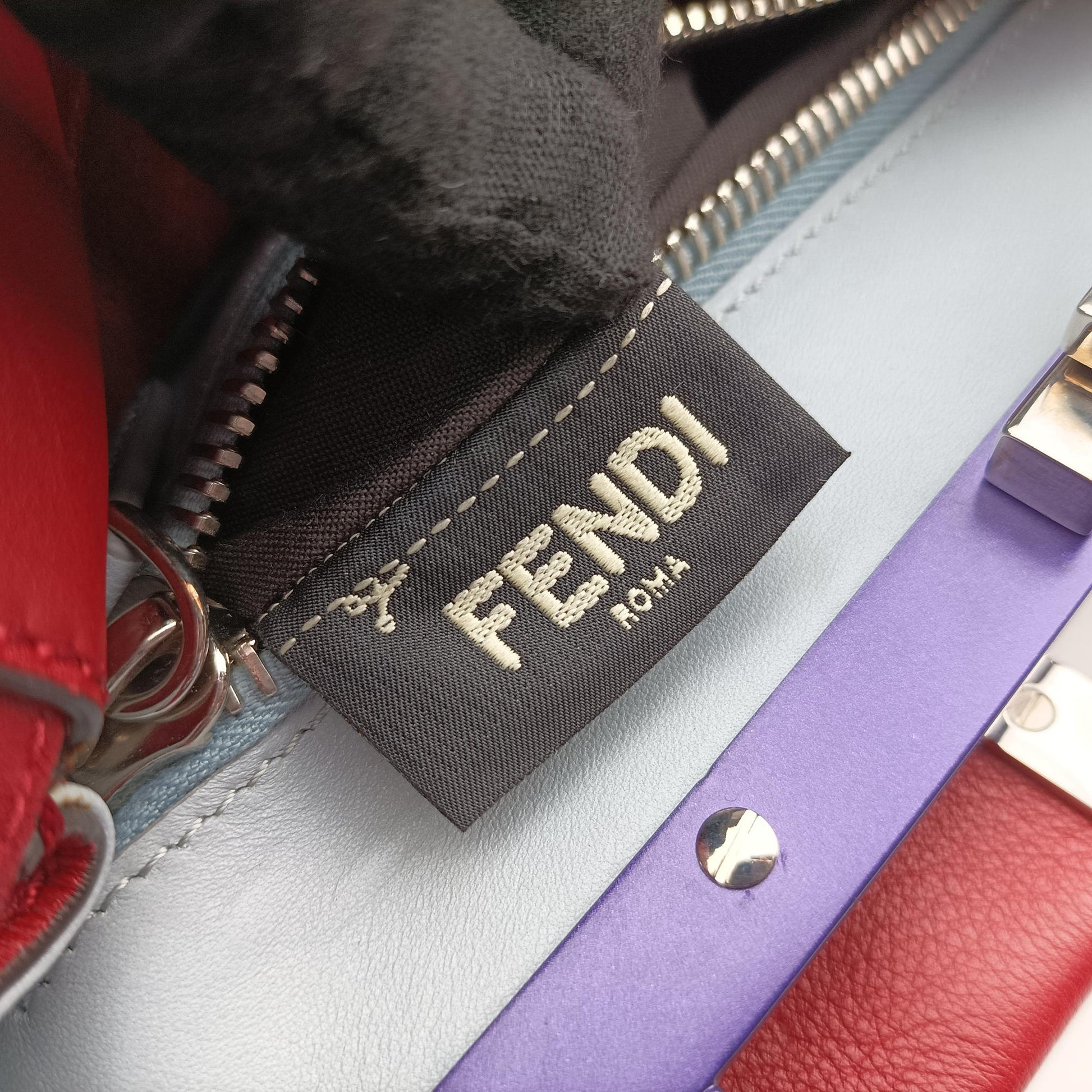 PEEKABOO MEDIUM Red Leather 8BN290 8BN290-3ZN-169-10429ピーカブー ミディアム レッド レザー 8BN290 8BN290-3ZN-169-10429