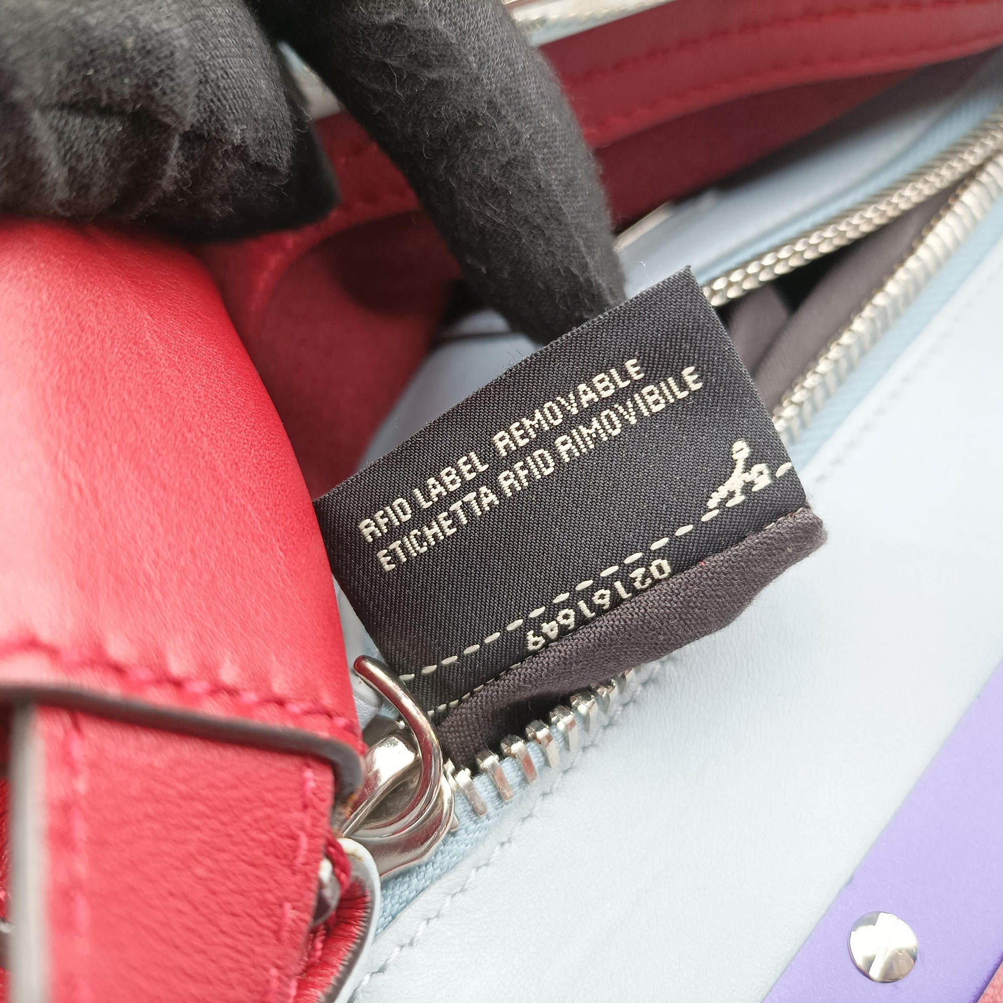 PEEKABOO MEDIUM Red Leather 8BN290 8BN290-3ZN-169-10429ピーカブー ミディアム レッド レザー 8BN290 8BN290-3ZN-169-10429