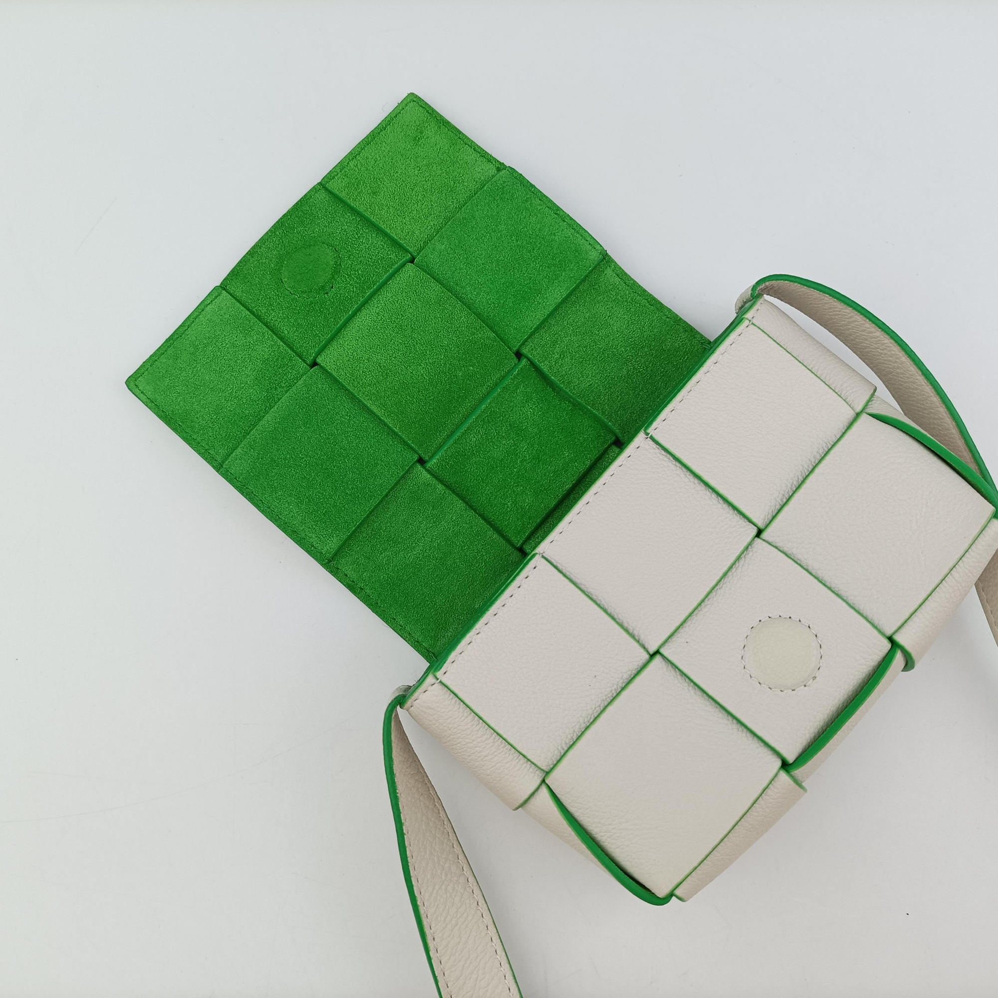 candy cassette White×green Leather IC Chipキャンディ カセット ホワイト×グリーン レザー ICチップ