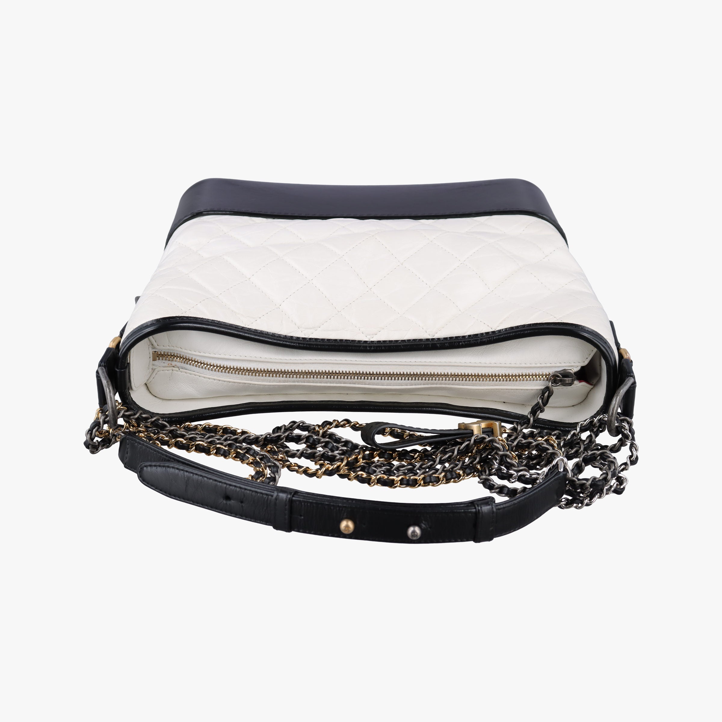 GABRIELLE Black×white lambskin A93824 24573313ガブリエル ブラック×ホワイト ラムスキン A93824 24573313