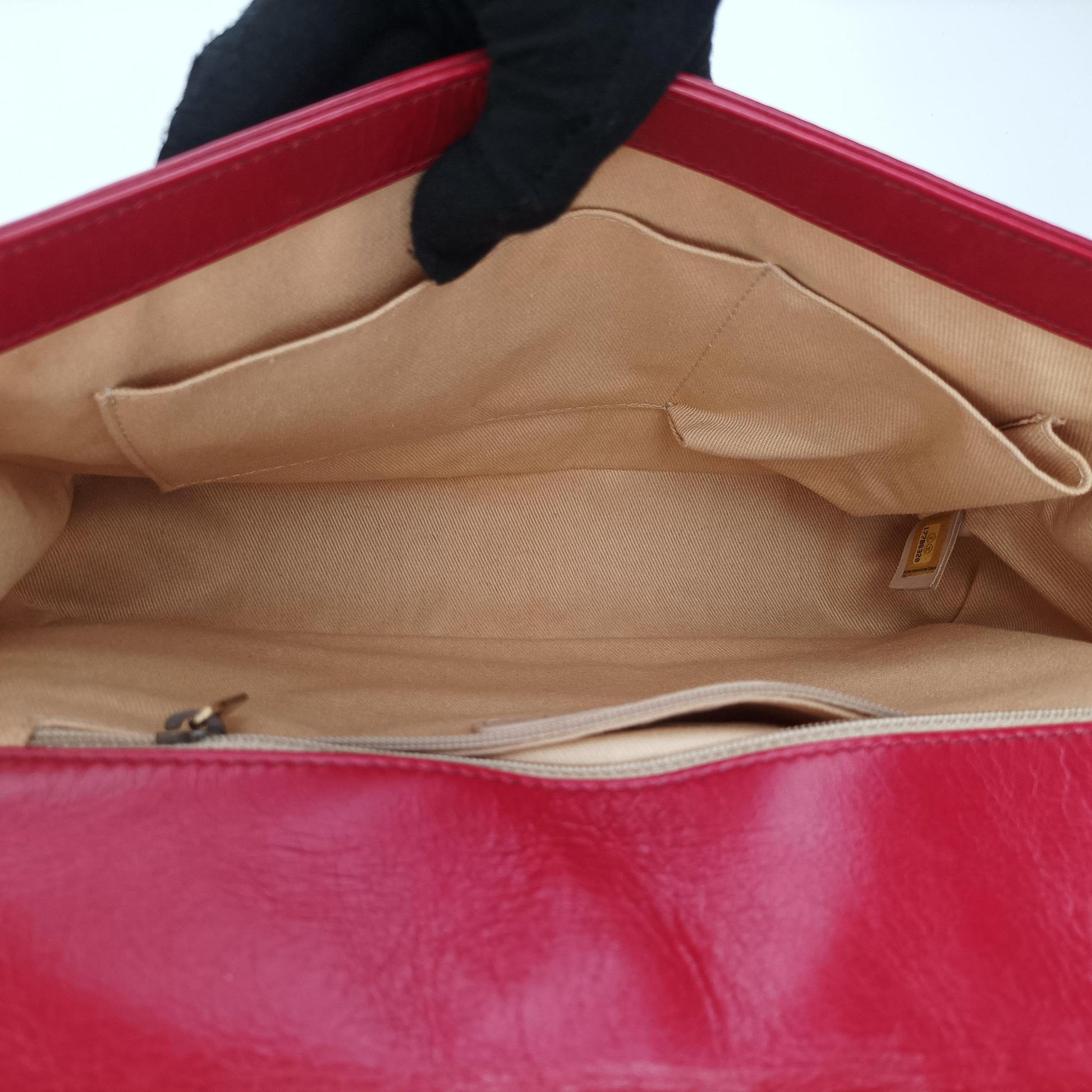 BOY CHANEL Red lambskin A67087 17786320ボーイシャネル レッド ラムスキン A67087 17786320