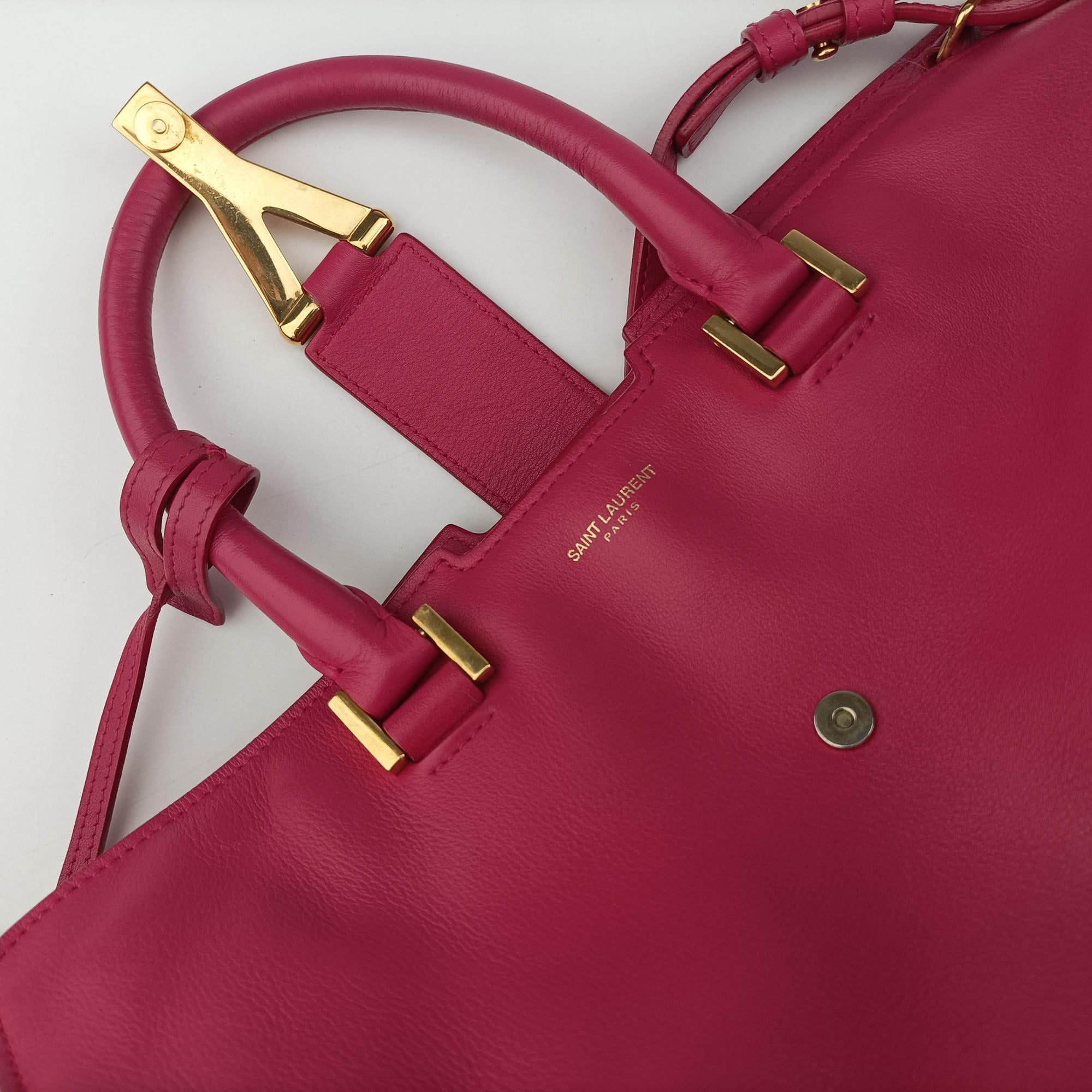 Y Ligne Petit Cabas Rose Leather 311210 311210 .001998Yライン プチカバス ローズ レッド レザー 311210 311210 .001998
