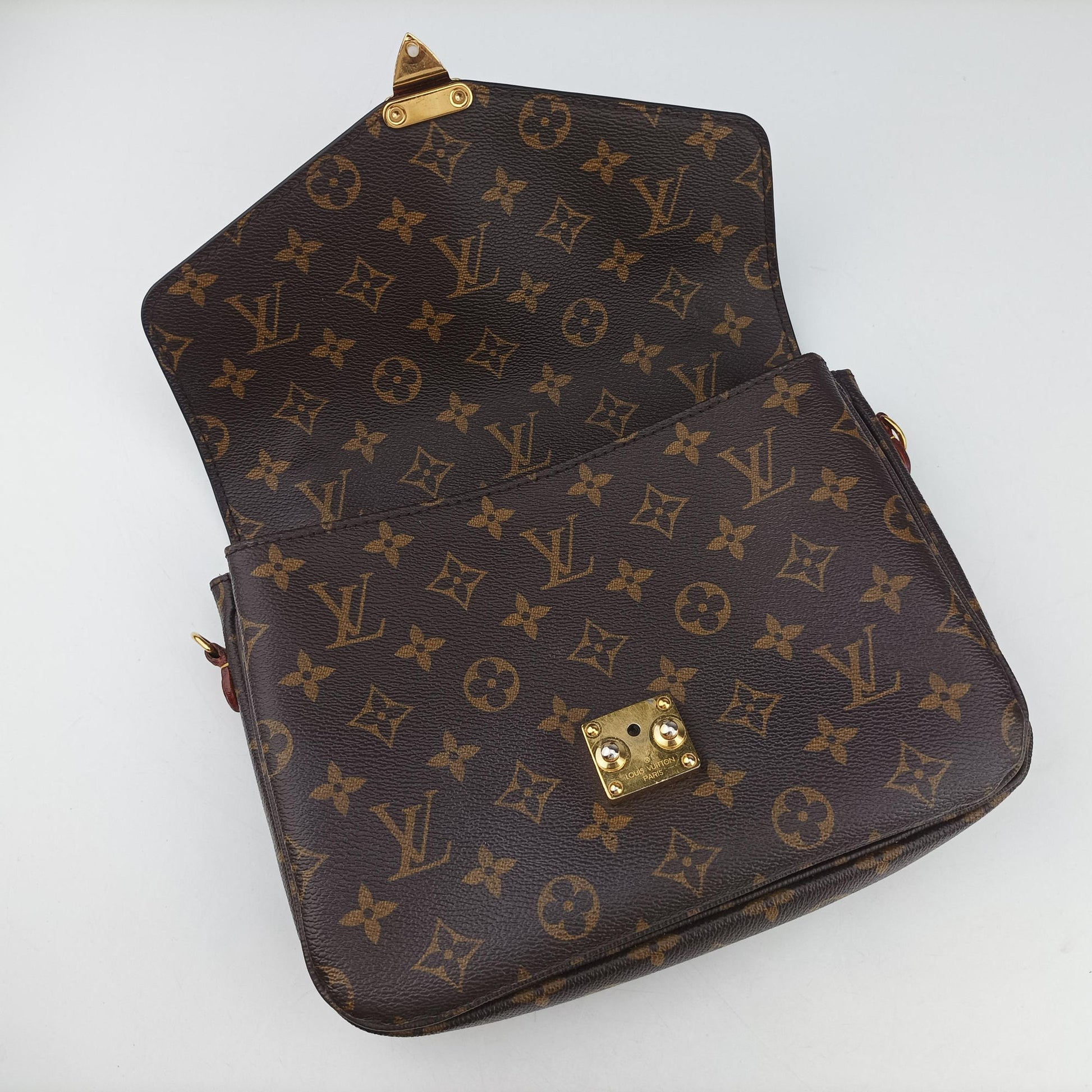 Pochette Metis MM Brown Monogram Canvas M44875 DU4126ポシェットメティスMM モノグラム/ブラウン モノグラムキャンバス M44875 DU4126