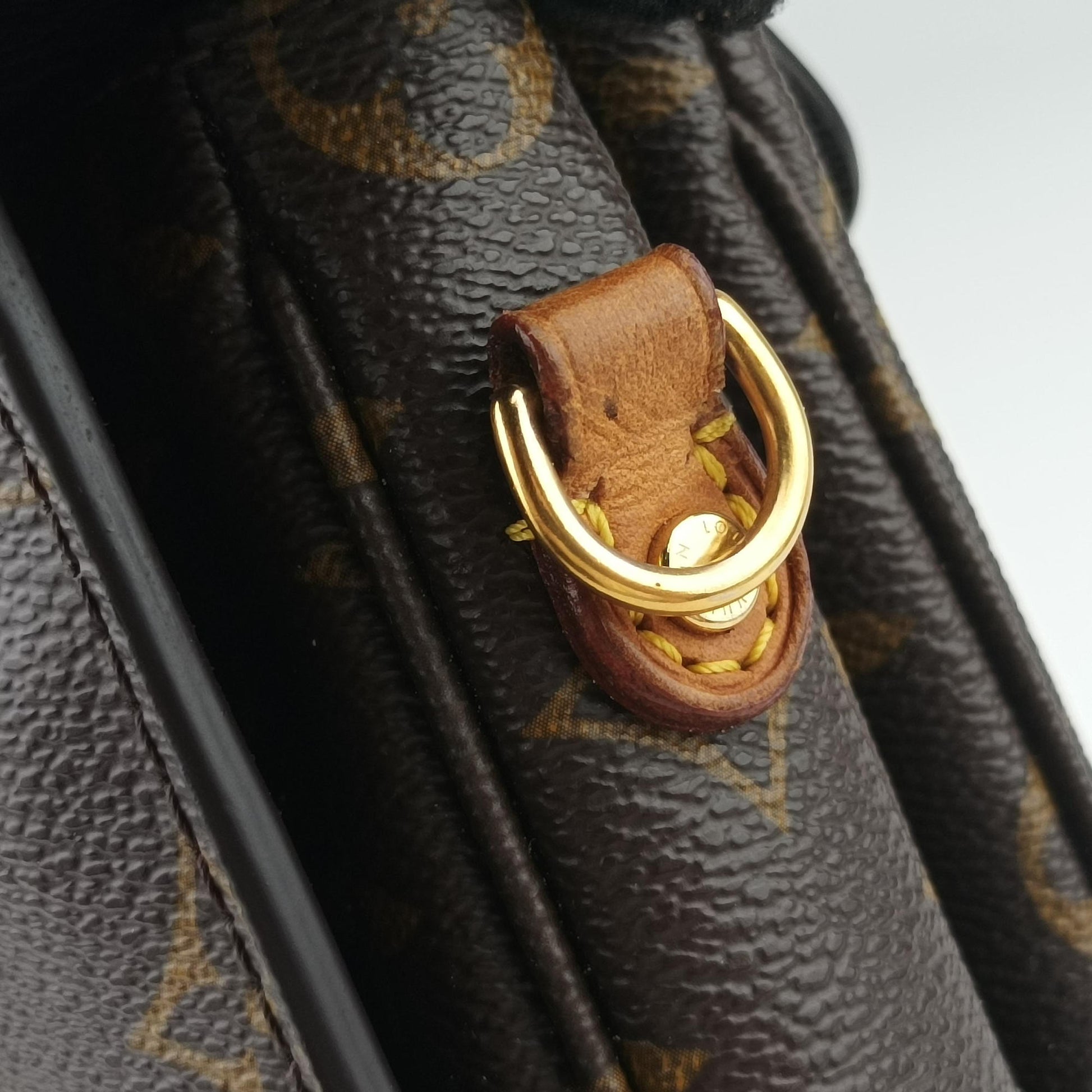 Pochette Metis MM Brown Monogram Canvas M44875 DU4126ポシェットメティスMM モノグラム/ブラウン モノグラムキャンバス M44875 DU4126