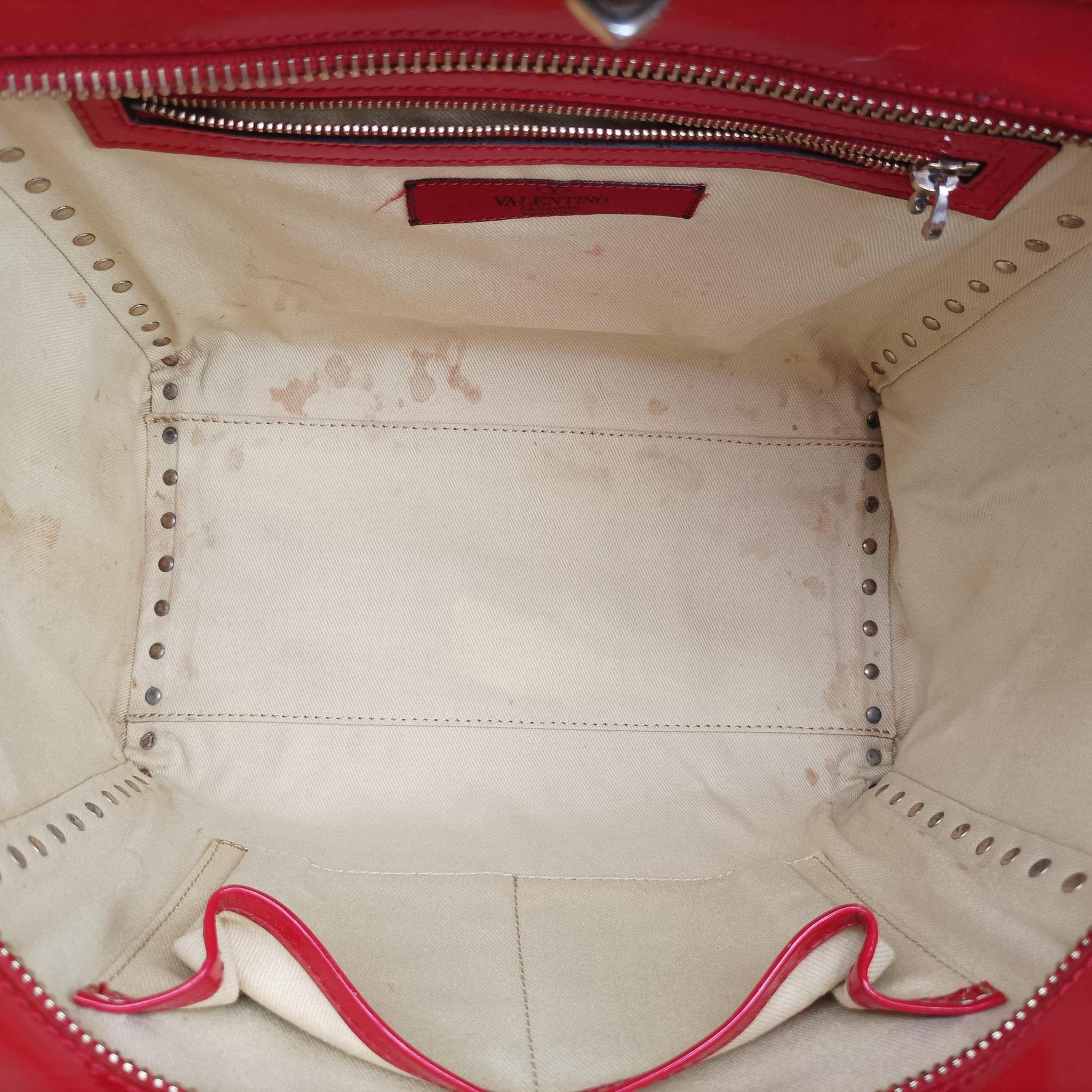 Rockstud Red Patent Leather Lot number unknownロックスタッズ レッド パテント 製番不明