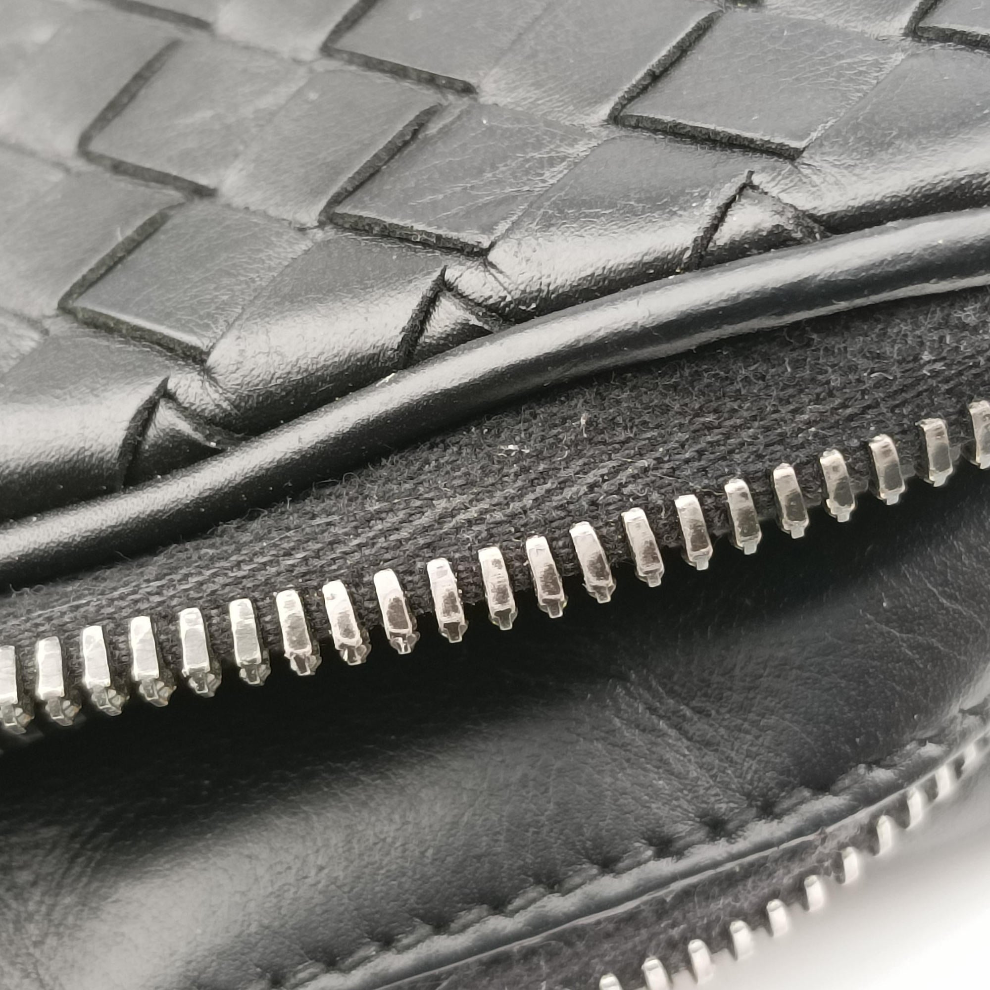 Intrecciato Black lambskin B05150480Tイントレチャート ブラック ラムスキン B05150480T