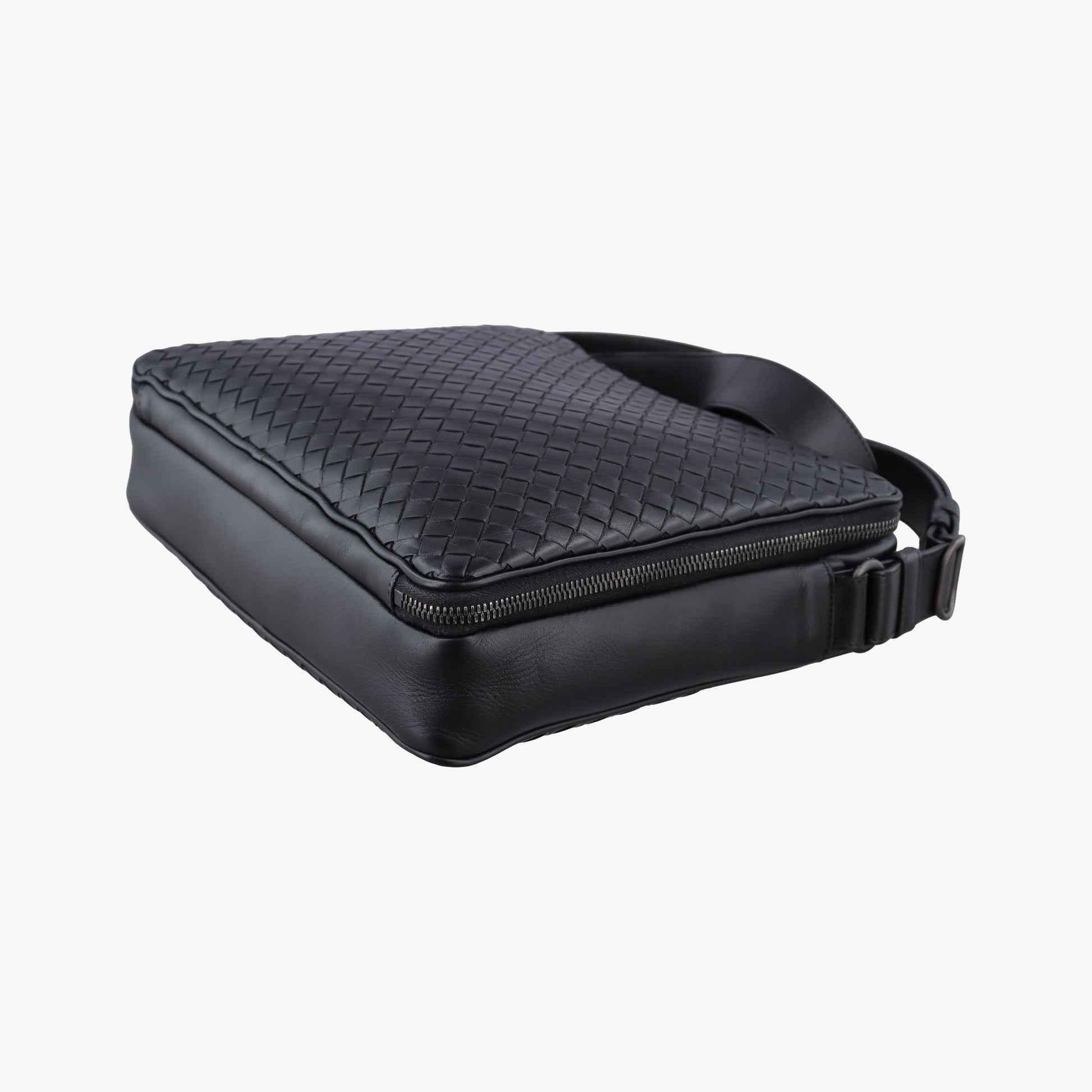 Intrecciato Black lambskin B05150480Tイントレチャート ブラック ラムスキン B05150480T