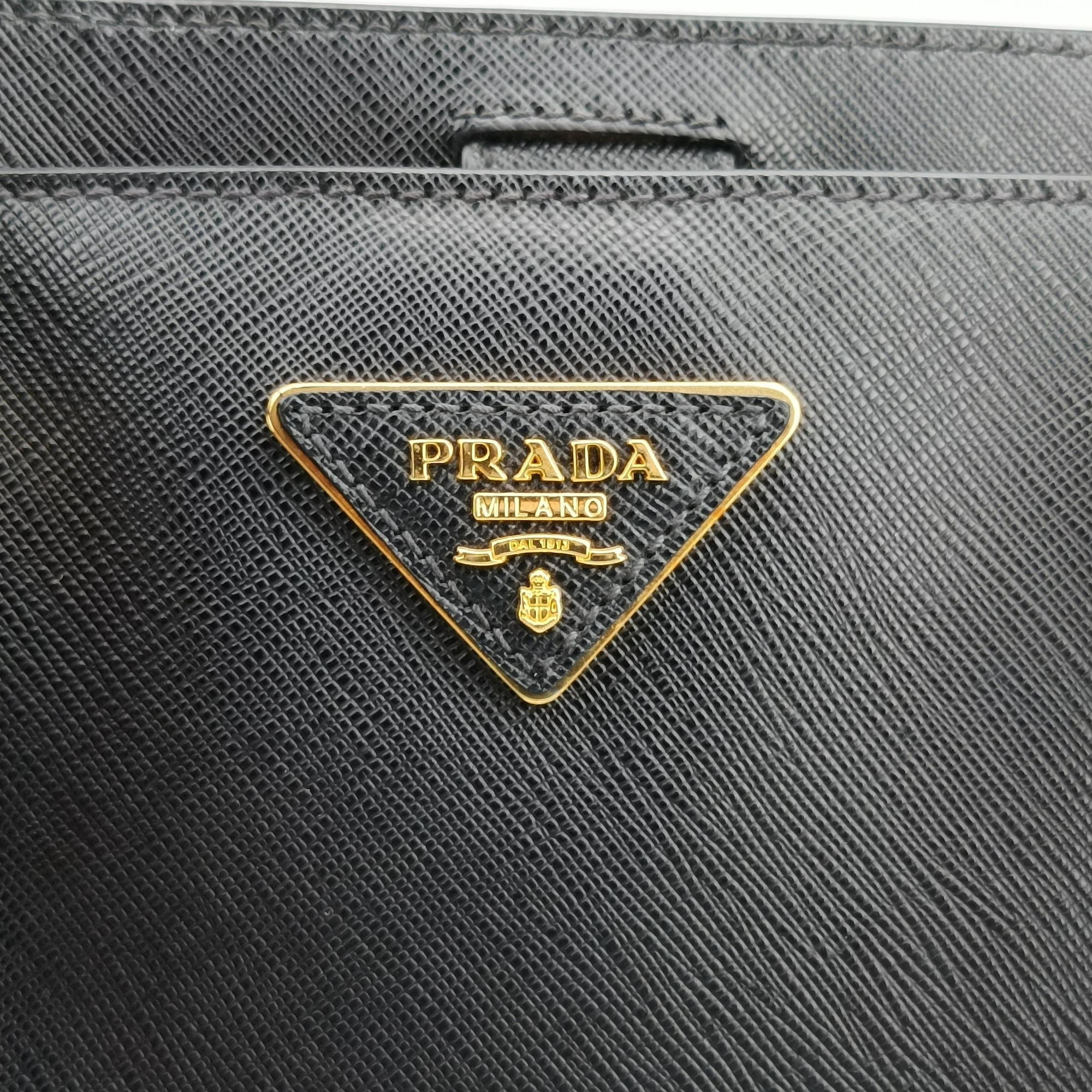 Galleria Black SAFFIANO Leather 1BA274 158 31/Uガレリア ブラック サフィアーノレザー 1BA274 158 31/U