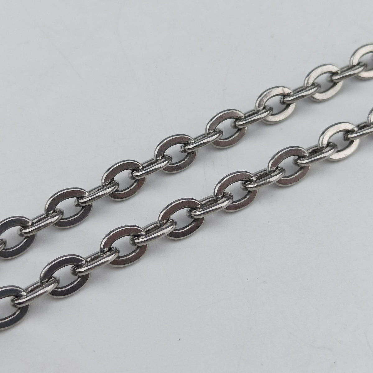 Pochette Louise PM Rose Indien Vernis M64550 FL2157ポシェット ルイーズ  PM ローズアンディアン ヴェルニ M64550 FL2157