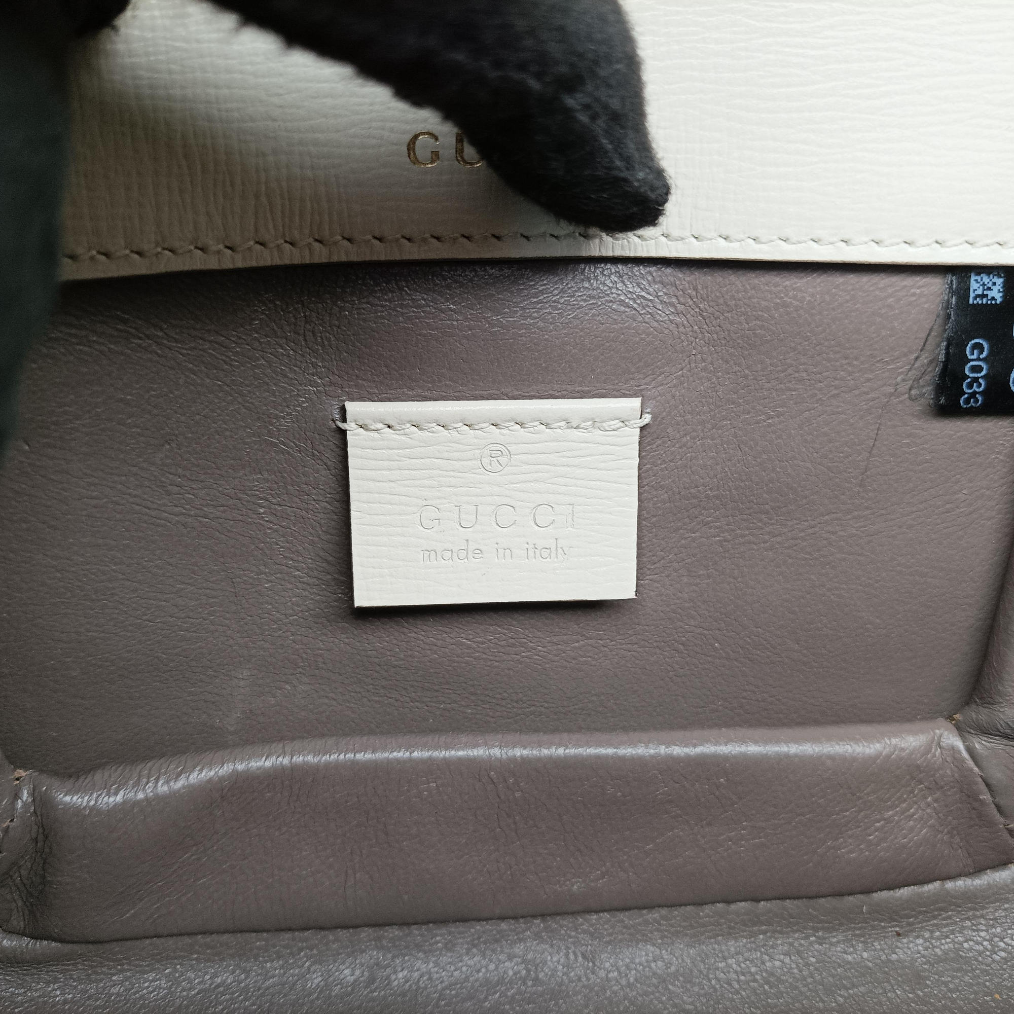 Sylvie 1969 Mini White Leather 615965 G033321980シルヴィ 1969 ホワイト レザー 615965 G033321980