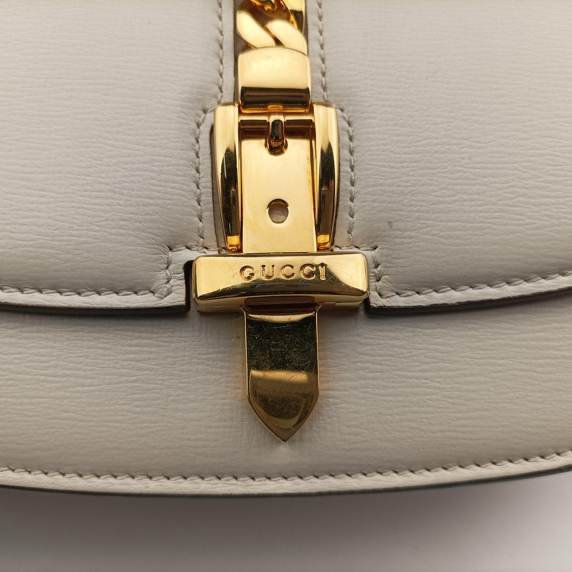 Sylvie 1969 Mini White Leather 615965 G033321980シルヴィ 1969 ホワイト レザー 615965 G033321980