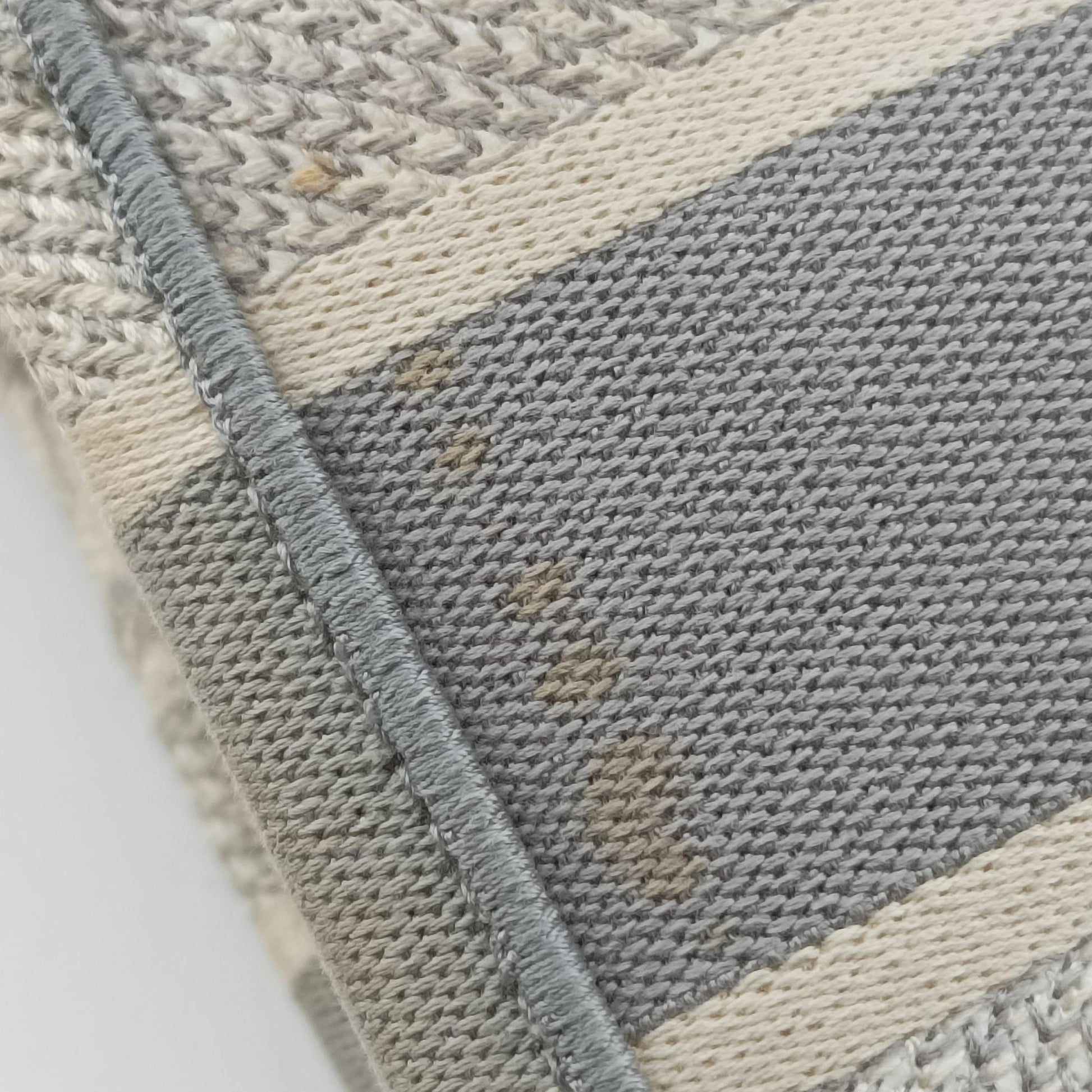 Toile de Jouy Grey canvas 50-MA-1212  IC Chipトワルドジュイ グレー キャンバス 50-MA-1212  ICチップ
