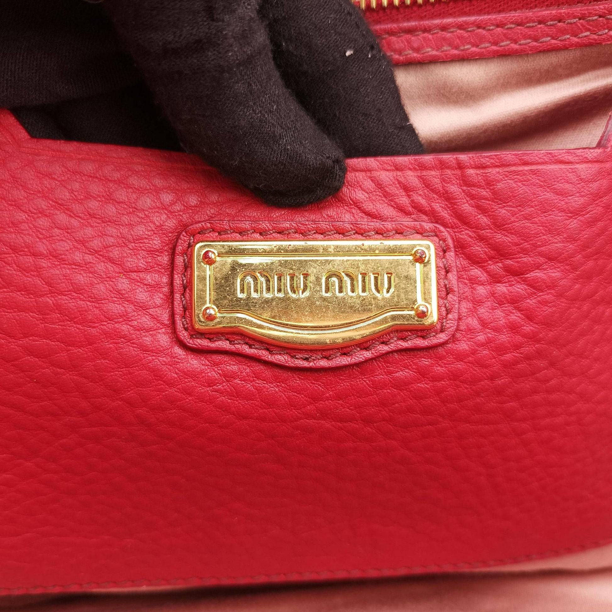 Vitello Caribu Front Zip Pocket Tote Red Leather RN0908 25ヴィテッロ カリブー フロントジップ ポケット トート レッド レザー RN0908 25