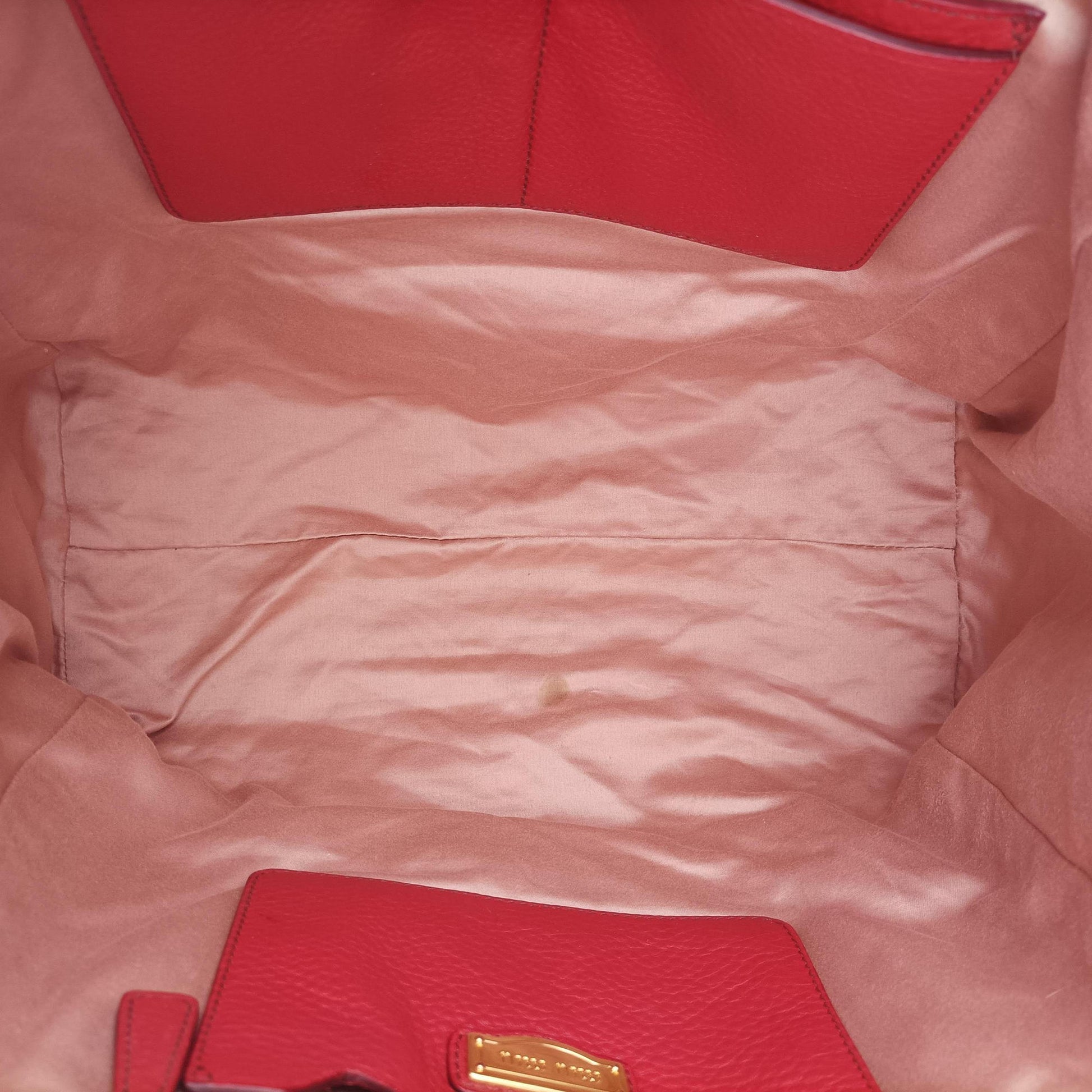 Vitello Caribu Front Zip Pocket Tote Red Leather RN0908 25ヴィテッロ カリブー フロントジップ ポケット トート レッド レザー RN0908 25