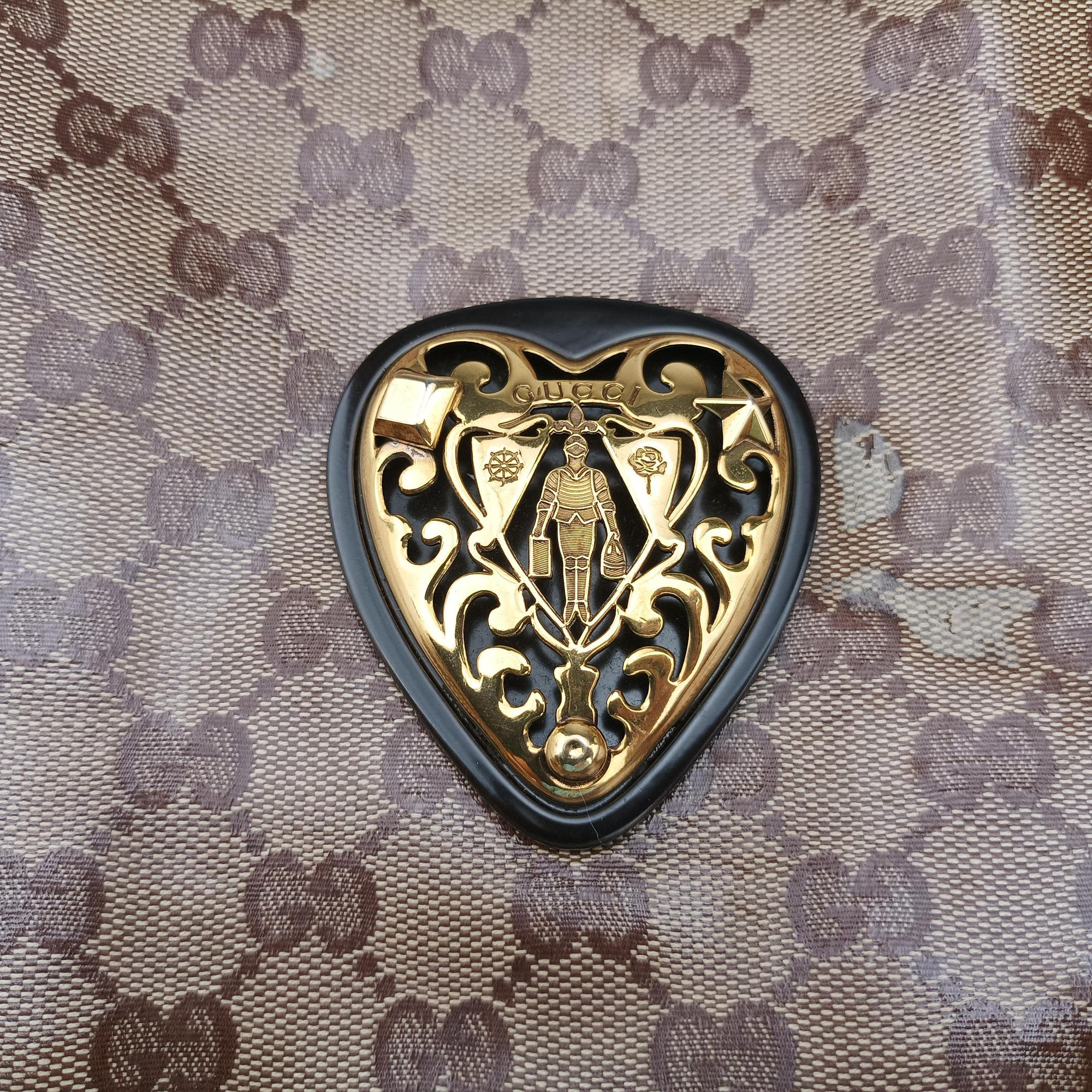 Babouska Heart Hobo khaki×golden PVC coated canvas 211965 F3936531バブースカ ハート ホーボー カーキ×ゴールド PVCコーティングキャンバス 211965 F3936531