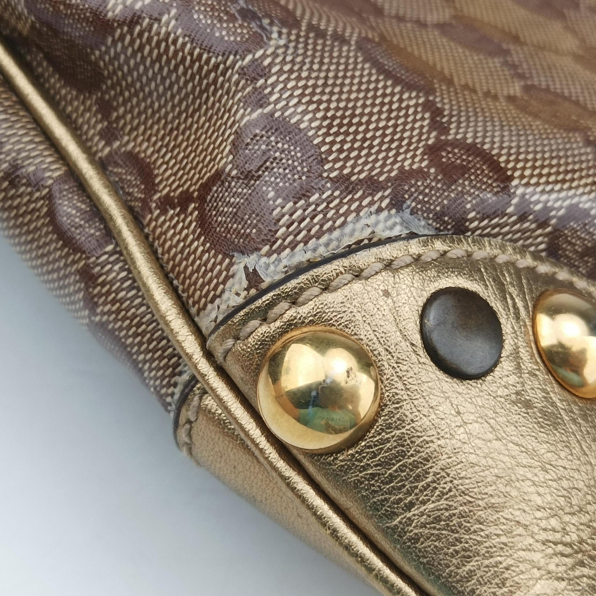 Babouska Heart Hobo khaki×golden PVC coated canvas 211965 F3936531バブースカ ハート ホーボー カーキ×ゴールド PVCコーティングキャンバス 211965 F3936531