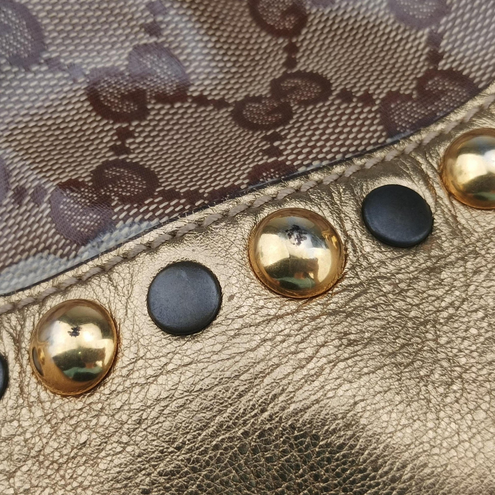 Babouska Heart Hobo khaki×golden PVC coated canvas 211965 F3936531バブースカ ハート ホーボー カーキ×ゴールド PVCコーティングキャンバス 211965 F3936531