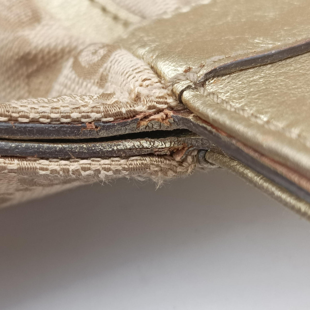 Pre-owned Gucci Abbey D-Ring Golden×Brown Leather×canvas 189931 handbag | stylenewstar