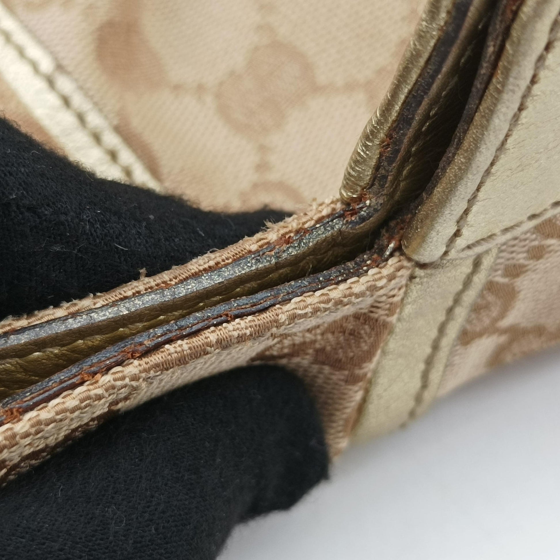Vintage Gucci Abbey D-Ring Golden × Beige canvas×leather 190248 handbag | stylenewstar