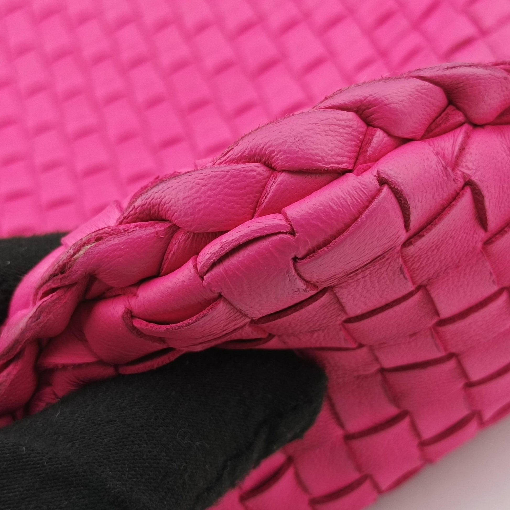 Vintage Bottega Veneta Intrecciato Rose lambskin  handbag | stylenewstar