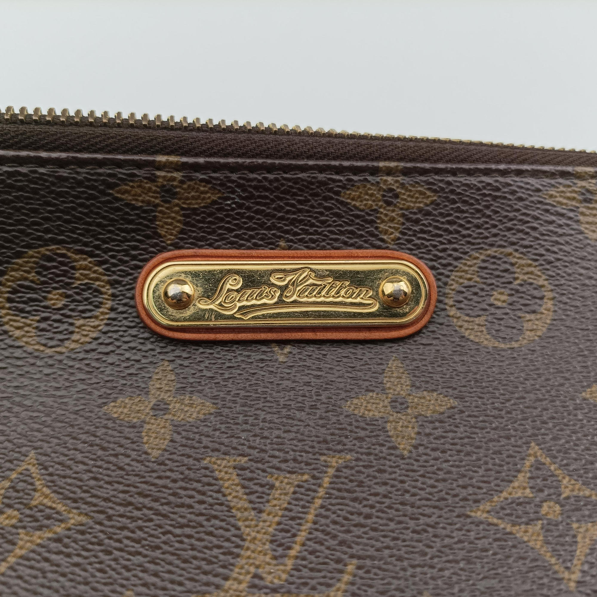 Pochette Mila MM brown Monogram Canvas M60094 AA1120ポシェット ミラ MM モノグラム/ブラウン モノグラムキャンバス M60094 AA1120
