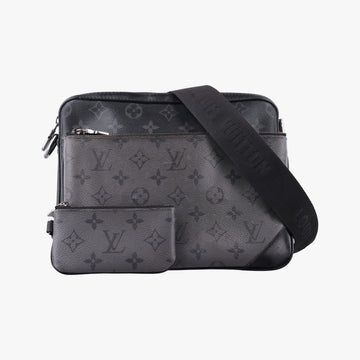 Trio Messenger Gris Monogram Shadow M46603 TJ2290 IC Chipトリオ メッセンジャー グリ モノグラム シャドウ M46603 TJ2290 ICチップ