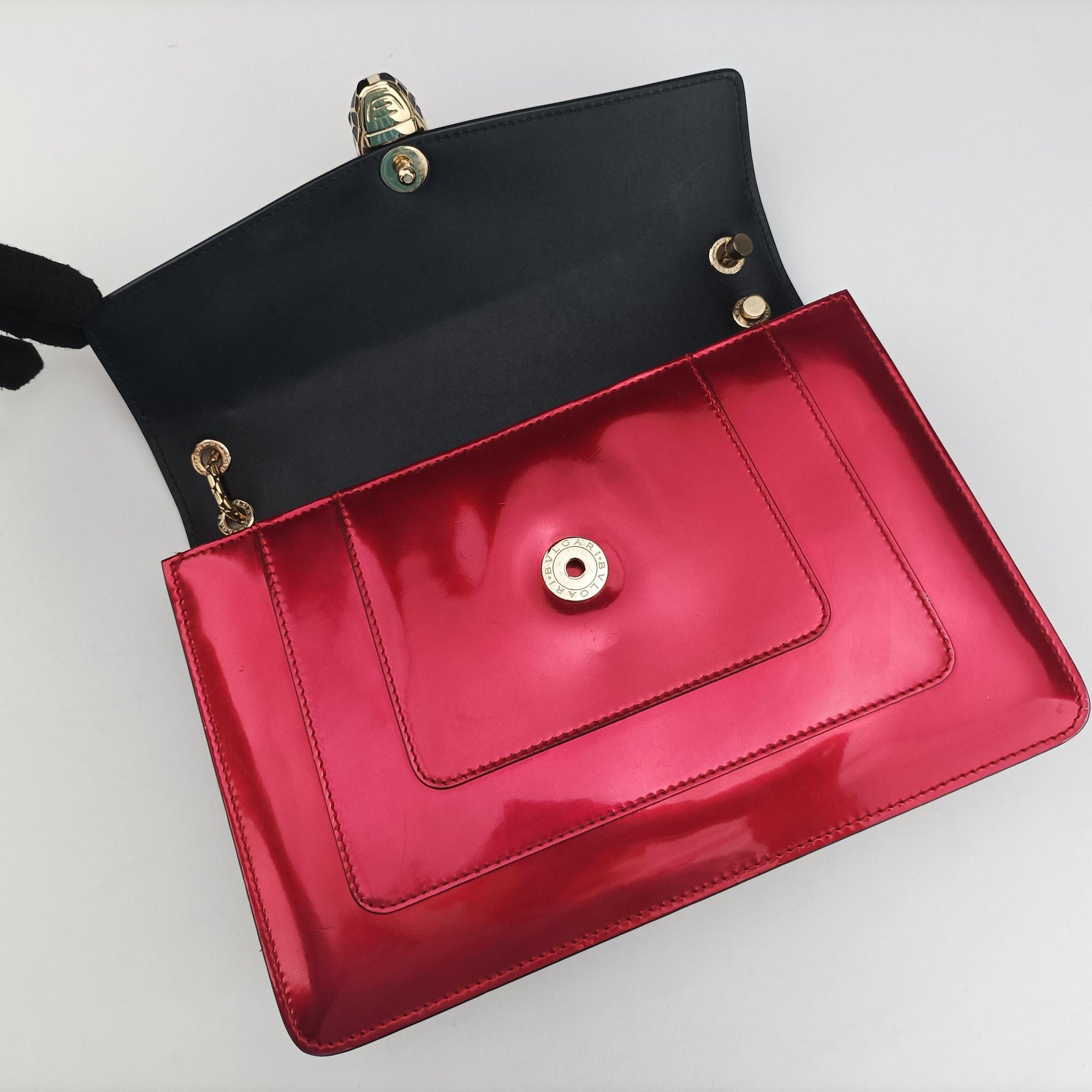 Serpenti Forever Red Patent Leather AX.L16.282175セルペンティ フォーエバー レッド パテント AX.L16.282175
