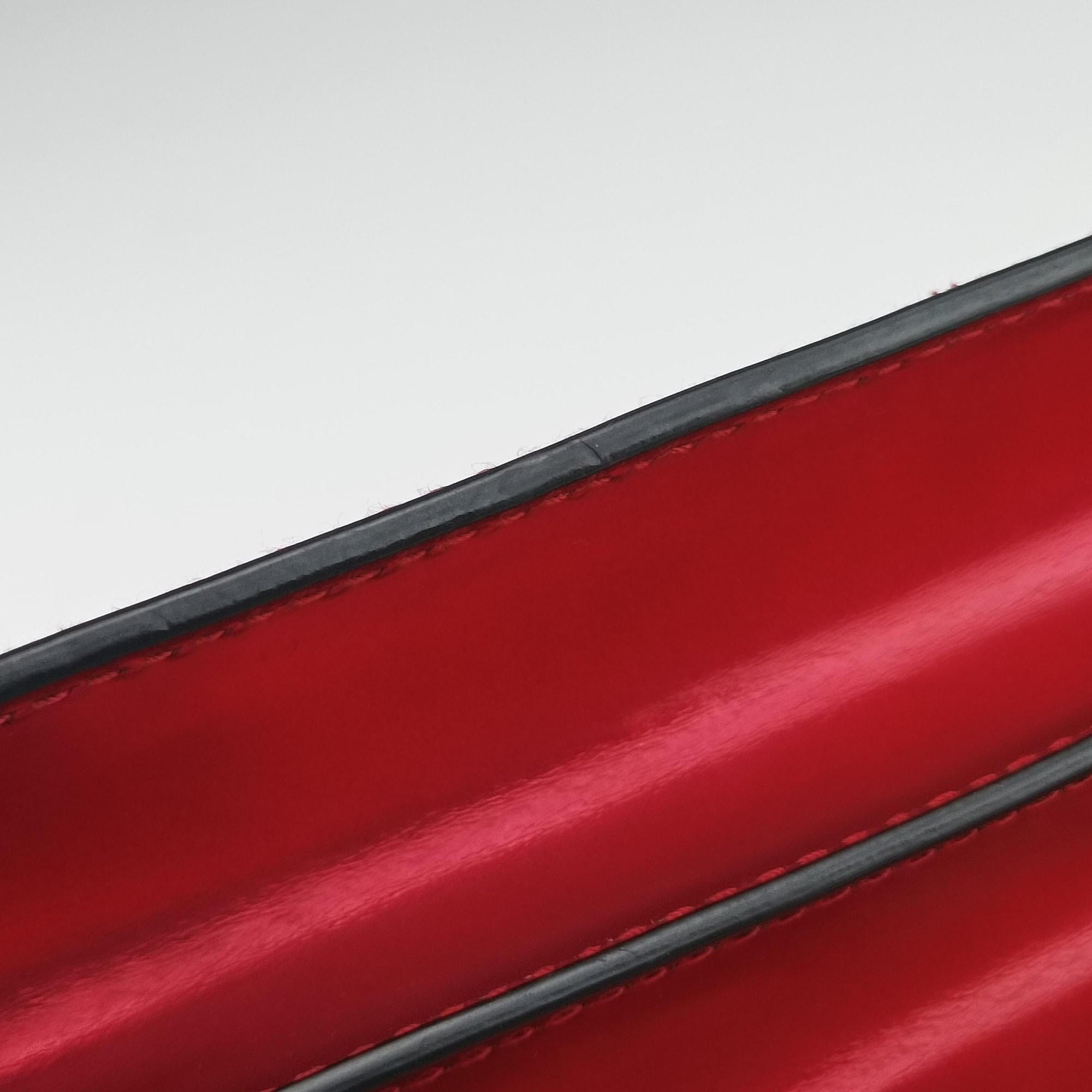 Serpenti Forever Red Patent Leather AX.L16.282175セルペンティ フォーエバー レッド パテント AX.L16.282175