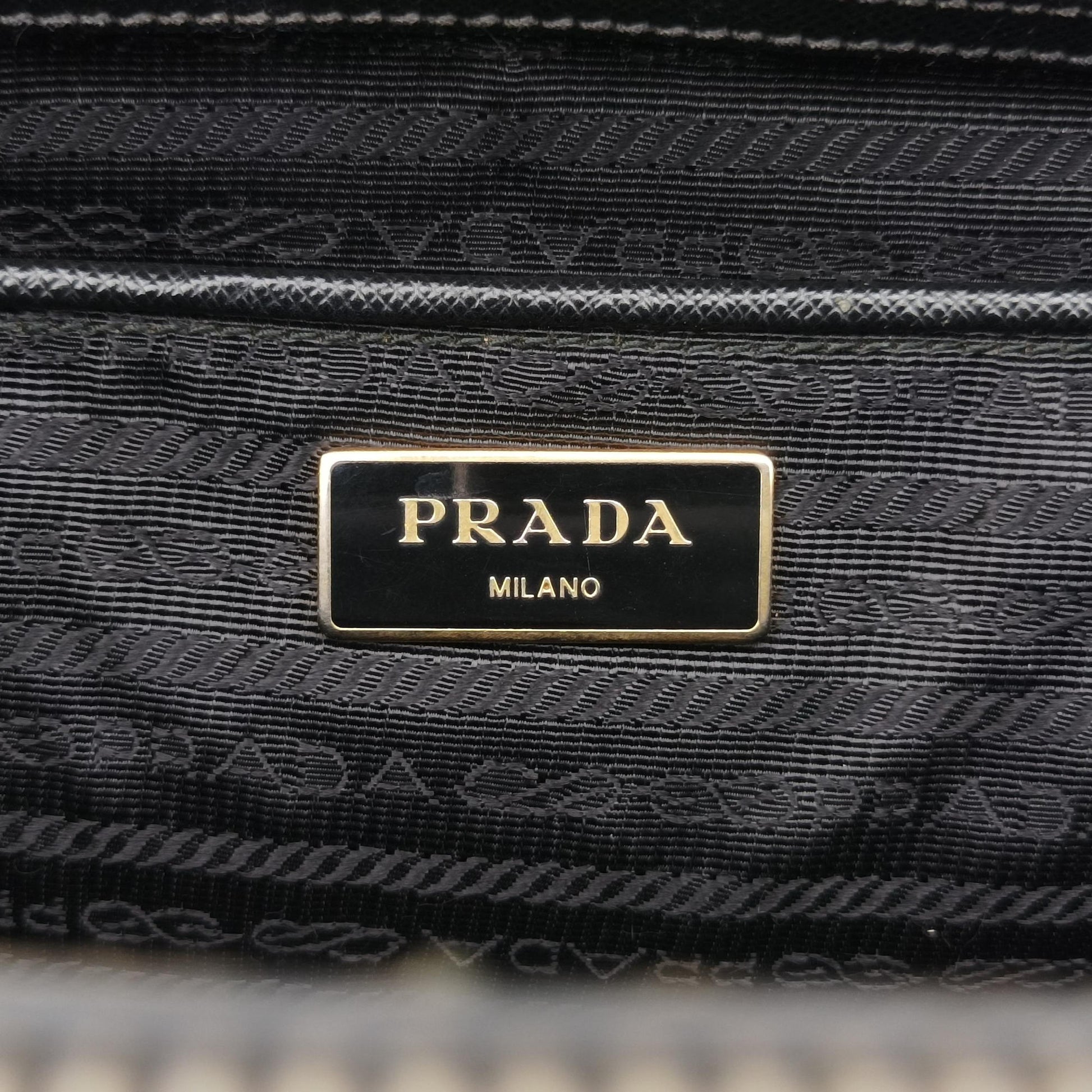 Galleria Black SAFFIANO Leather BN2274 117ガレリア ブラック サフィアーノレザー BN2274 117