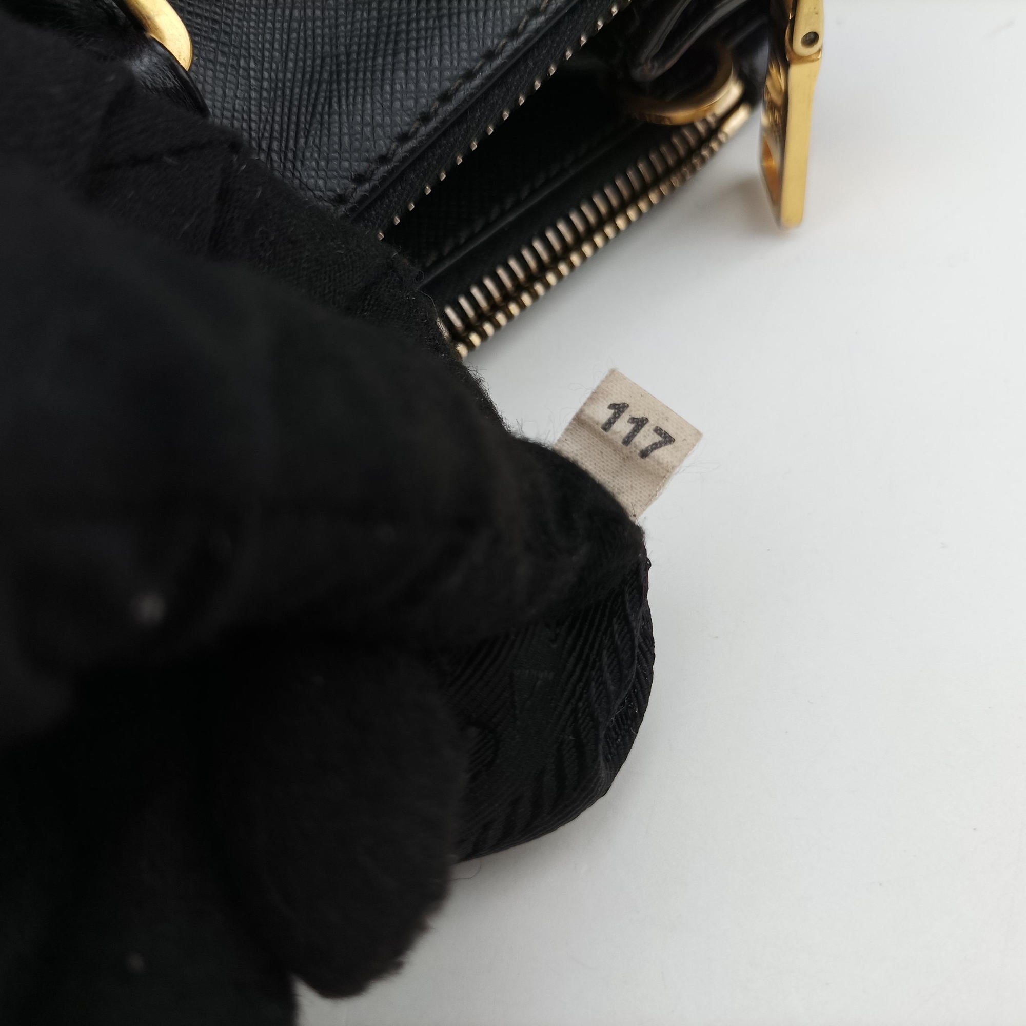 Galleria Black SAFFIANO Leather BN2274 117ガレリア ブラック サフィアーノレザー BN2274 117