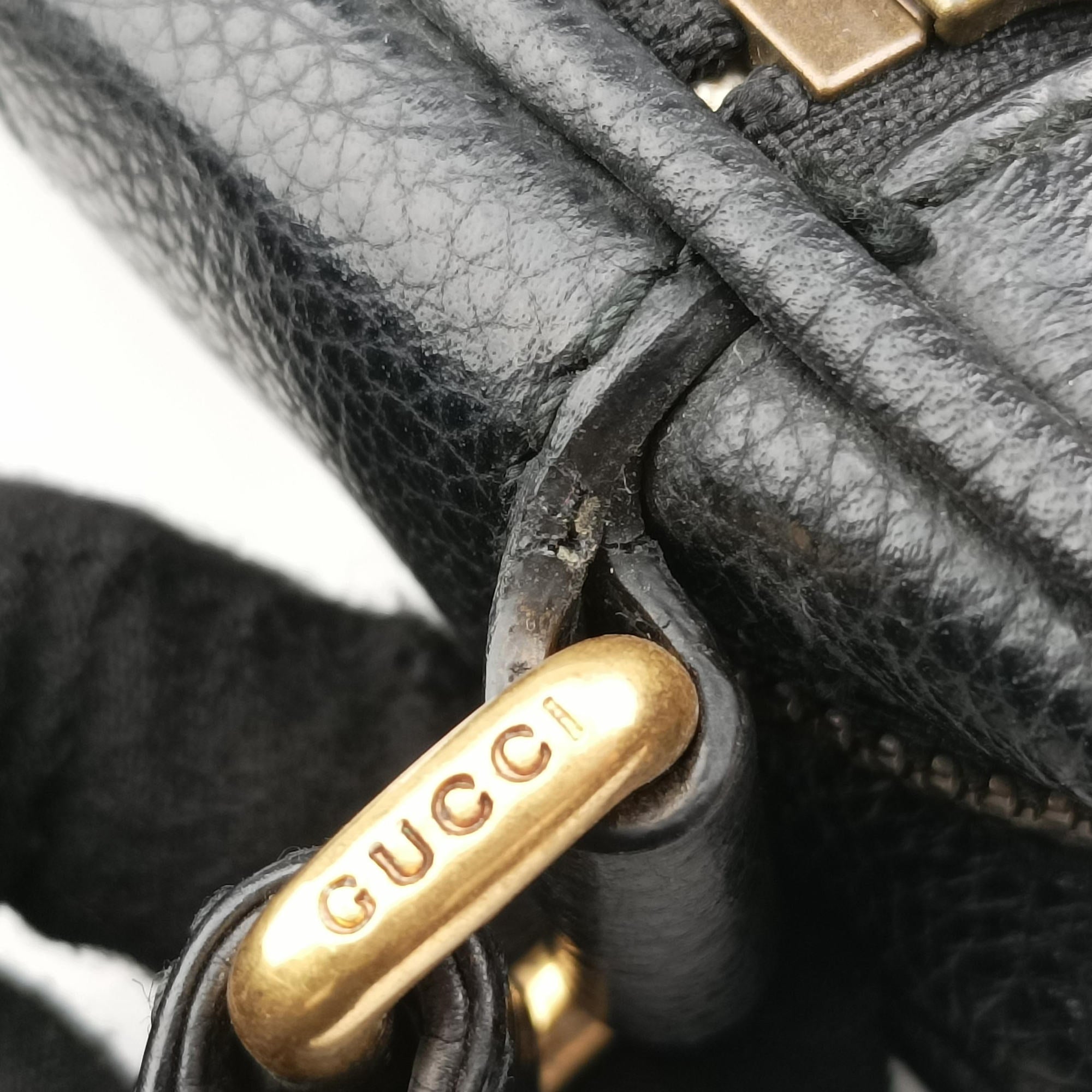 Print Messenger Black Leather 574803 C028991892プリントメッセンジャー ブラック レザー 574803 C028991892