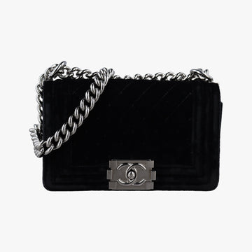 BOY CHANEL Black velour A67085 21399142ボーイシャネル ブラック ベロア A67085 21399142