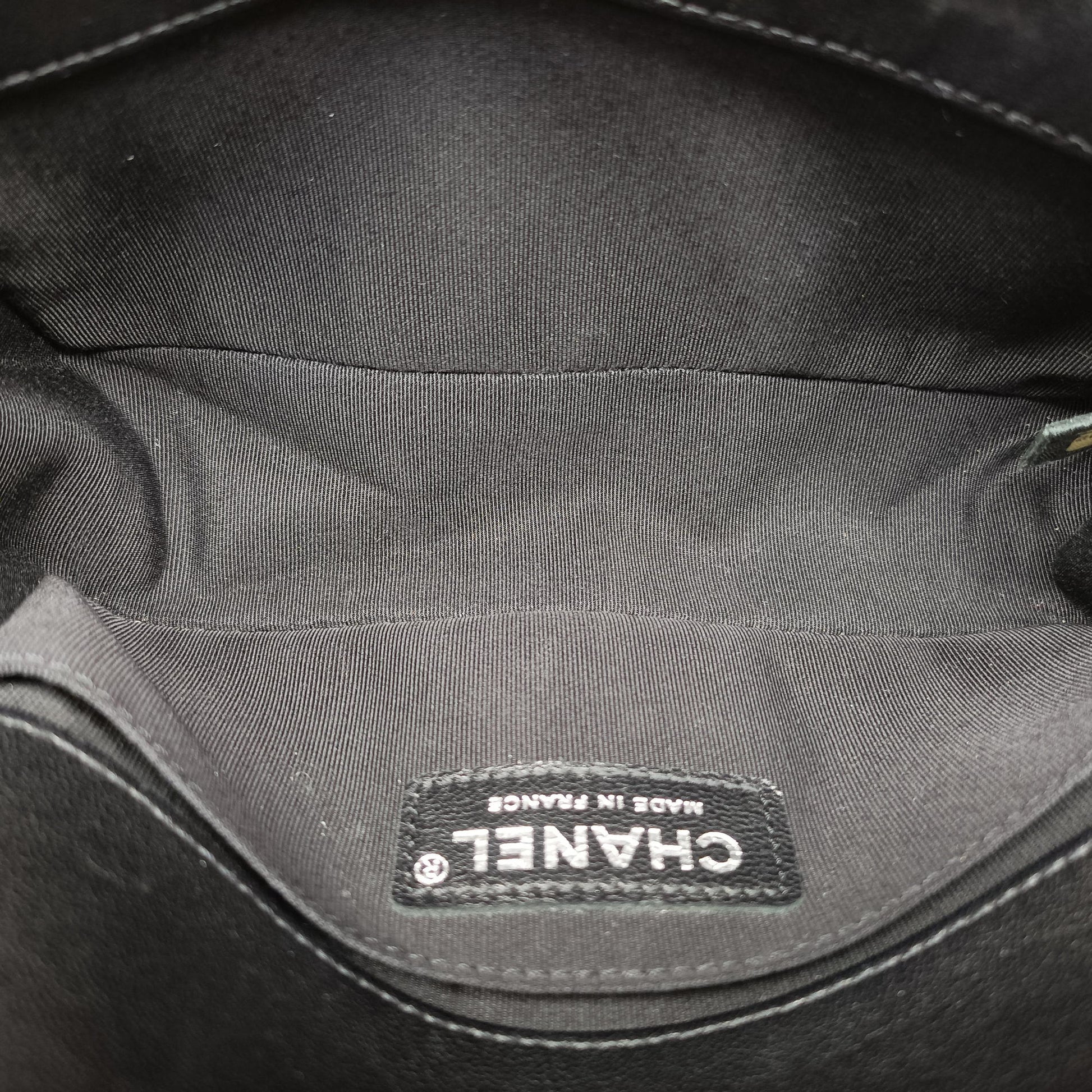 BOY CHANEL Black velour A67085 21399142ボーイシャネル ブラック ベロア A67085 21399142
