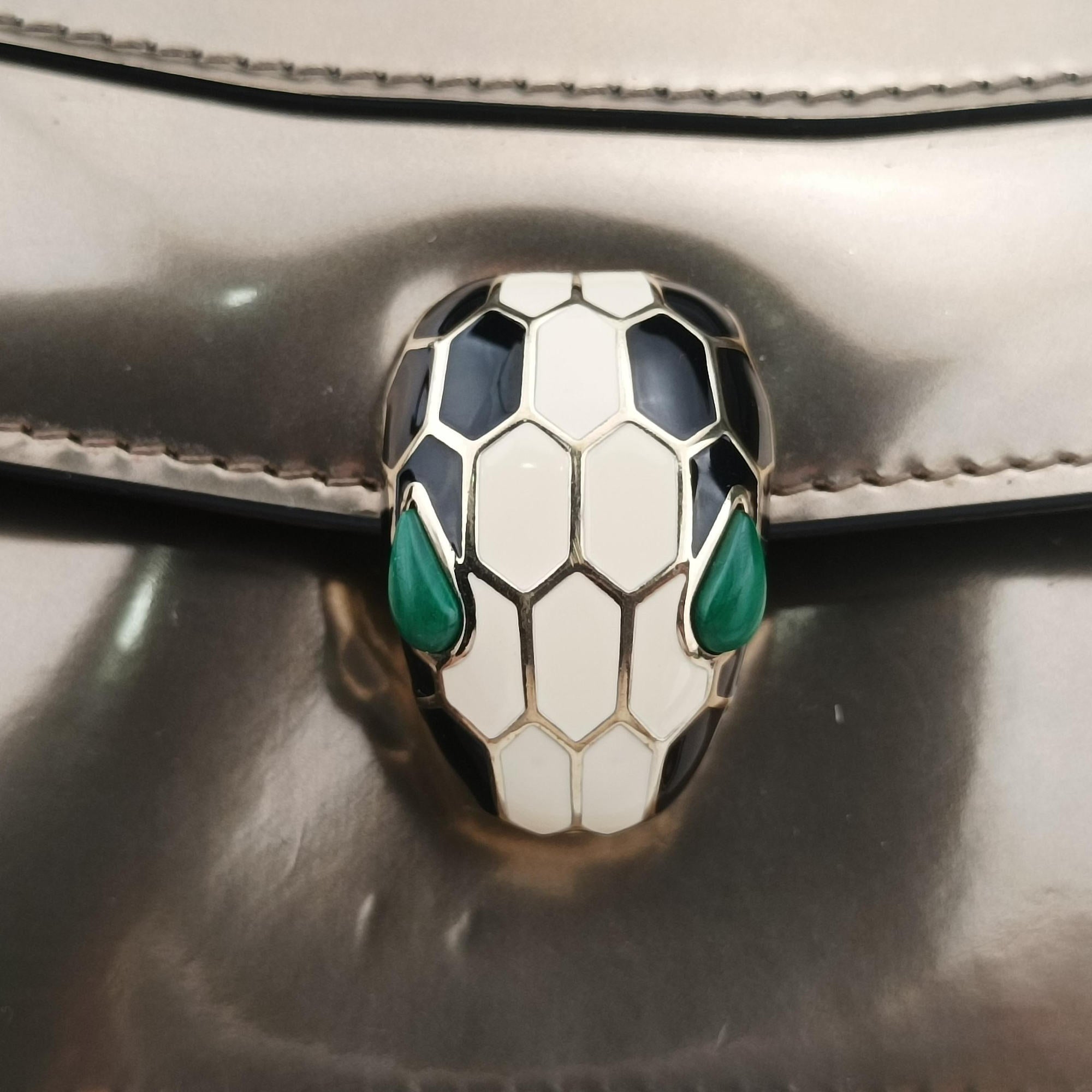SERPENTI FOREVER Golden Enamel AC.B17.39794セルペンティ フォーエバー ゴールド エナメル AC.B17.39794