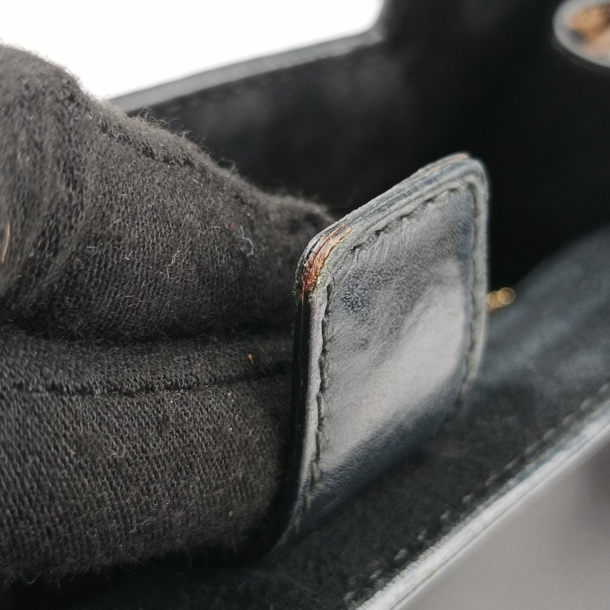 Serpenti Scaglie Black × Leopard Pattern Pony × Leather EK.F14.37787セルペンティ スカリエ ブラック × レオパード柄 ハラコ×レザー EK.F14.37787