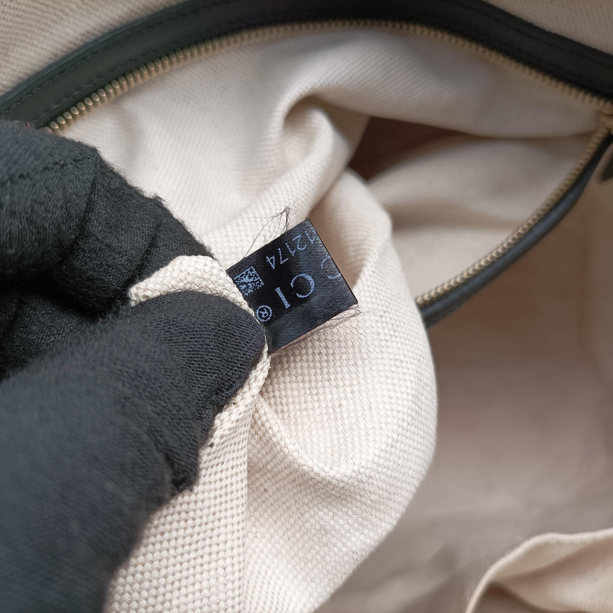 Microguccissima Black Patent 309614 D016612174マイクログッチシマ ブラック パテント 309614 D016612174
