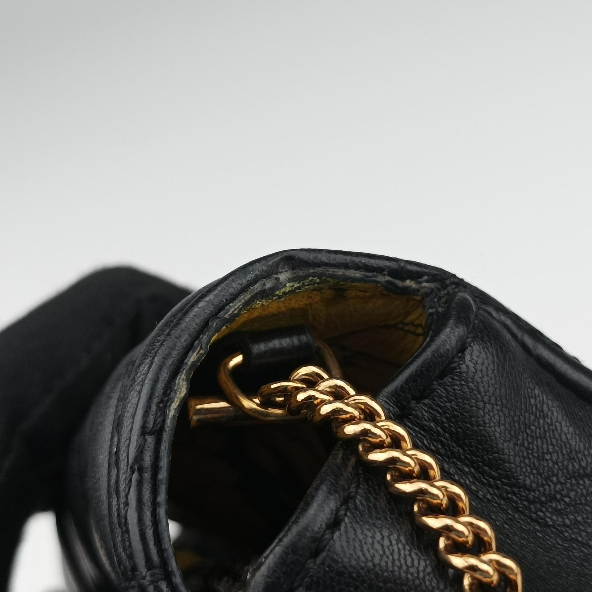 Virtus Black Leather ヴィルトゥス ブラック レザー 