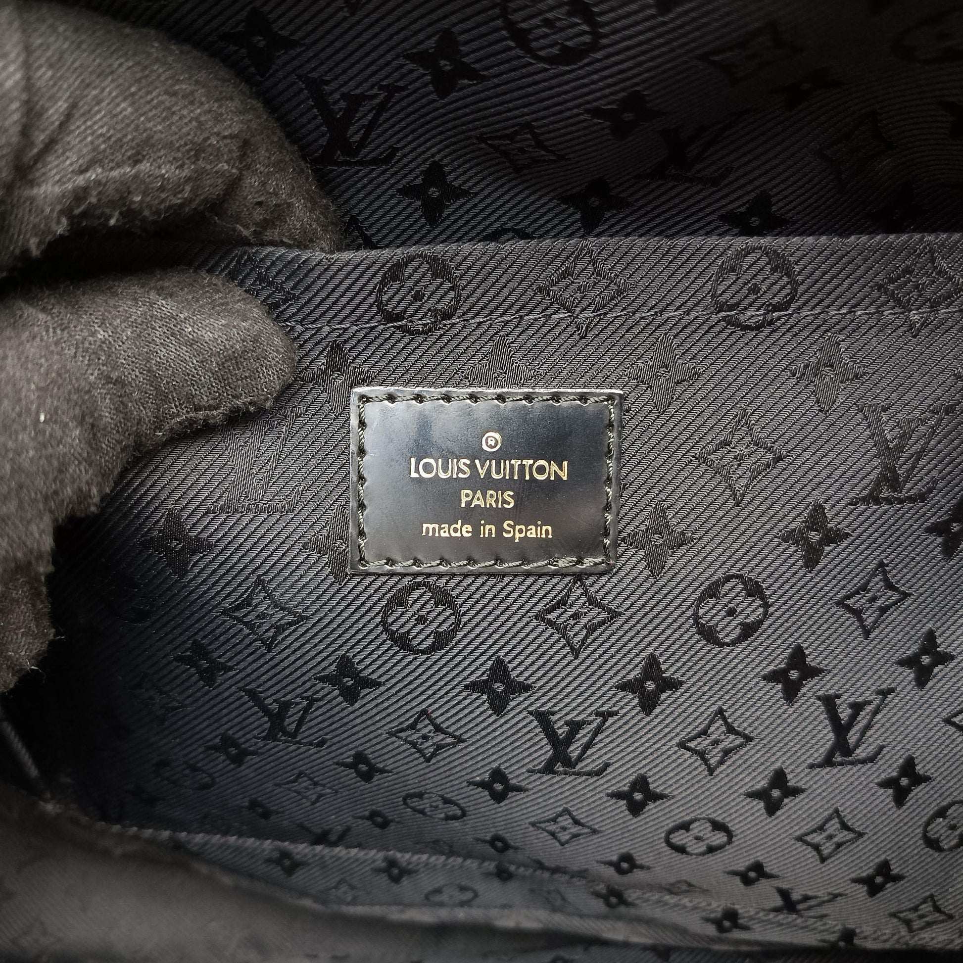 Havane Stamped Trunk BowlerGreySuede× LeatherM95237LM0076ハヴァン スタンプド トランク ボウラーグレースエード × レザーM95237LM0076