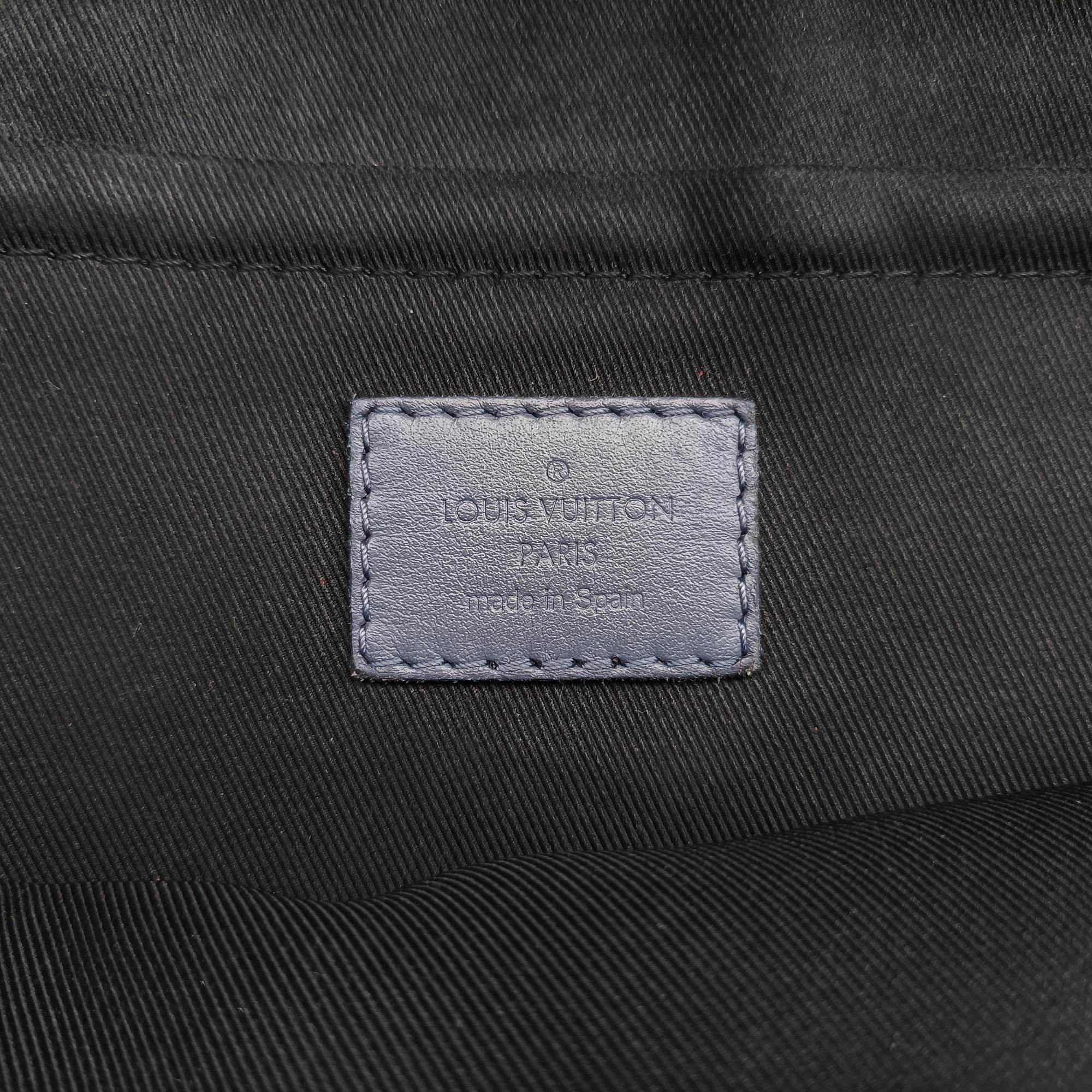 Discovery Pochette Gray Blue × Sky Blue Monogram Shadow M80425 UB1201ディスカバリー ポシェット グレーブルー × スカイブルー モノグラム シャドウ M80425 UB1201
