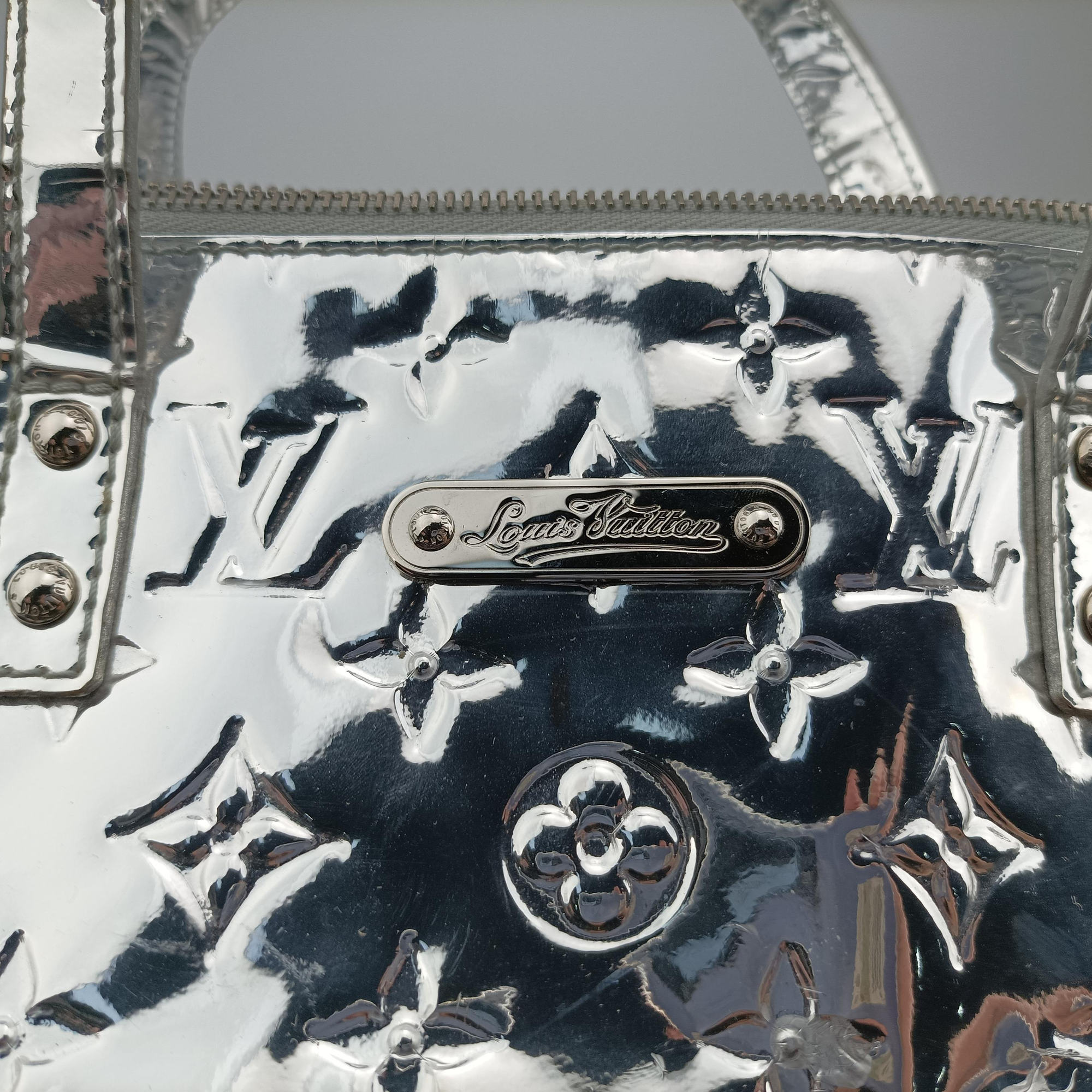 Bellevue PM Silver Monogram Miroir M95759 FO0018ベルヴュー PM シルバー モノグラム ミロワール M95759 FO0018