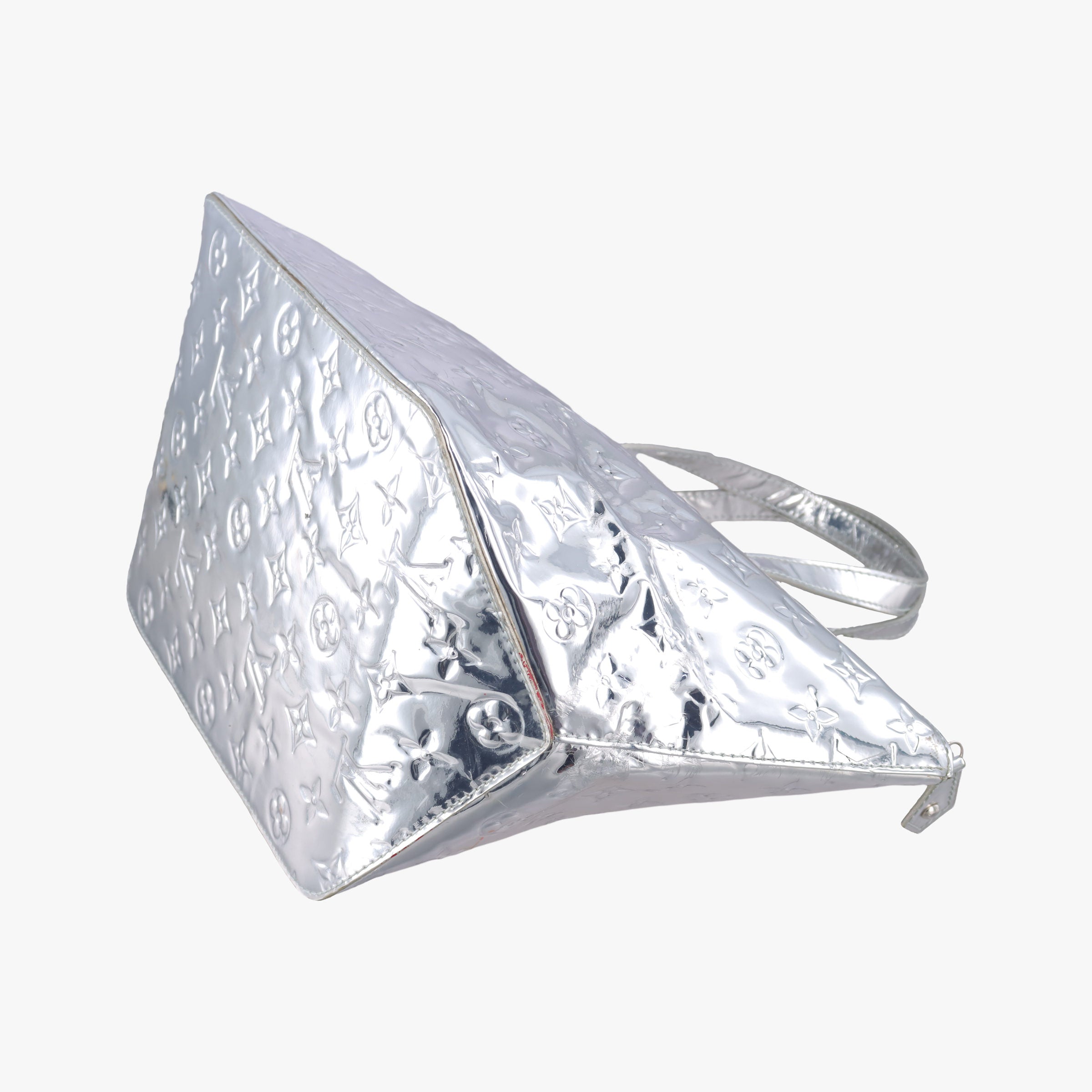 Bellevue PM Silver Monogram Miroir M95759 FO0018ベルヴュー PM シルバー モノグラム ミロワール M95759 FO0018
