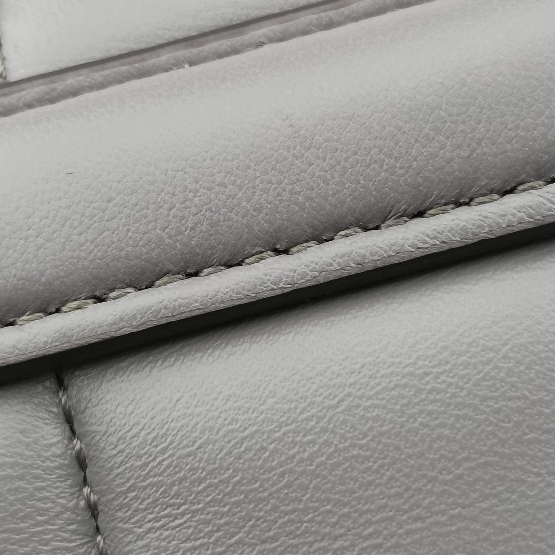 Horsebit Grey Leather 764339 D041247042ホースビット グレー レザー 764339 D041247042