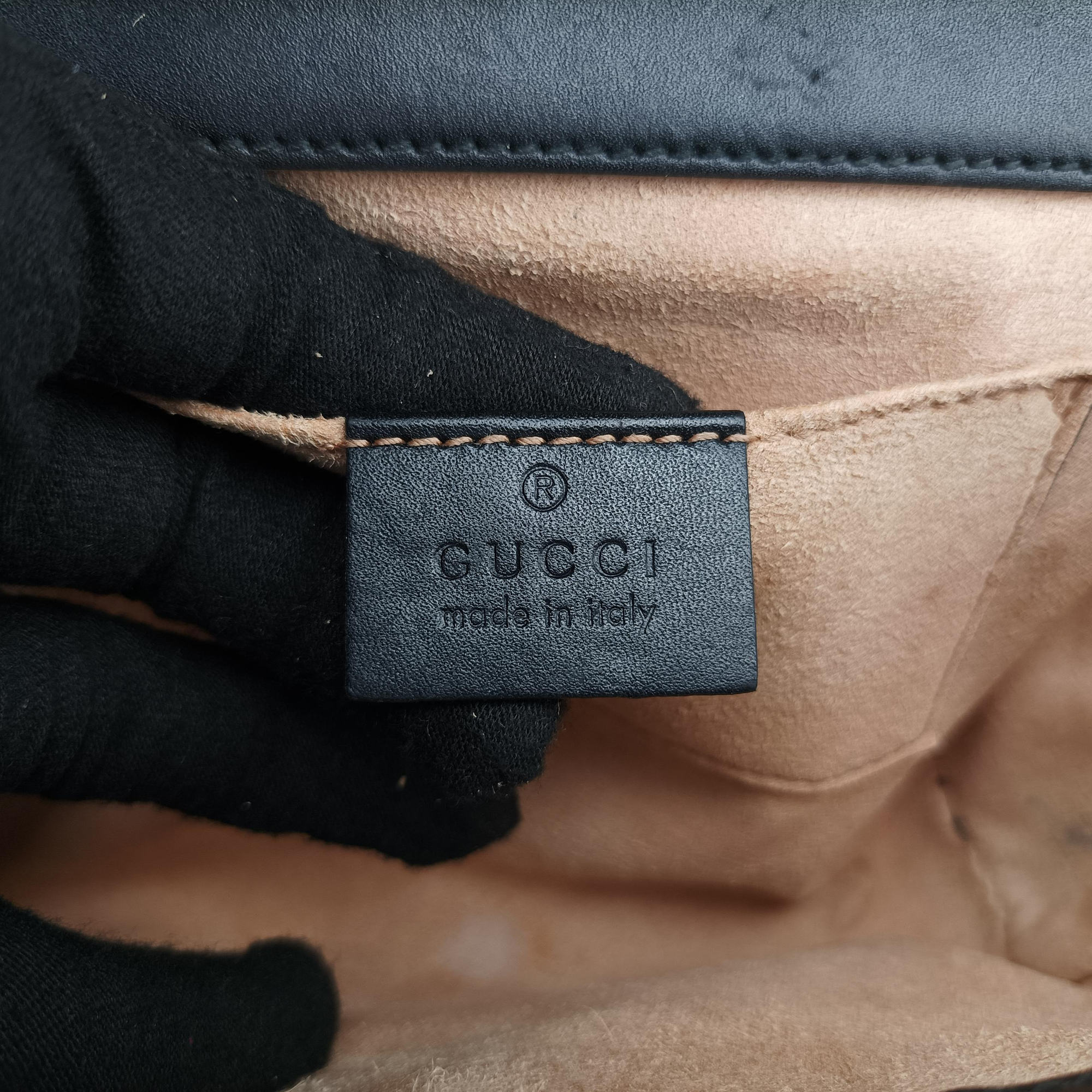 Padlock Black Leather 409487 D028002595パドロック ブラック レザー 409487 D028002595