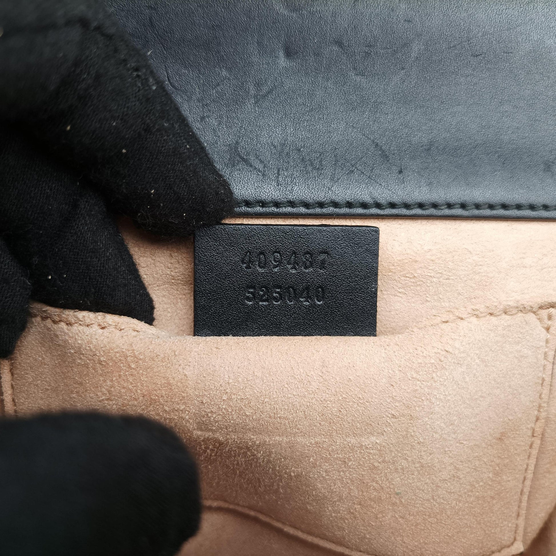 Padlock Black Leather 409487 D028002595パドロック ブラック レザー 409487 D028002595