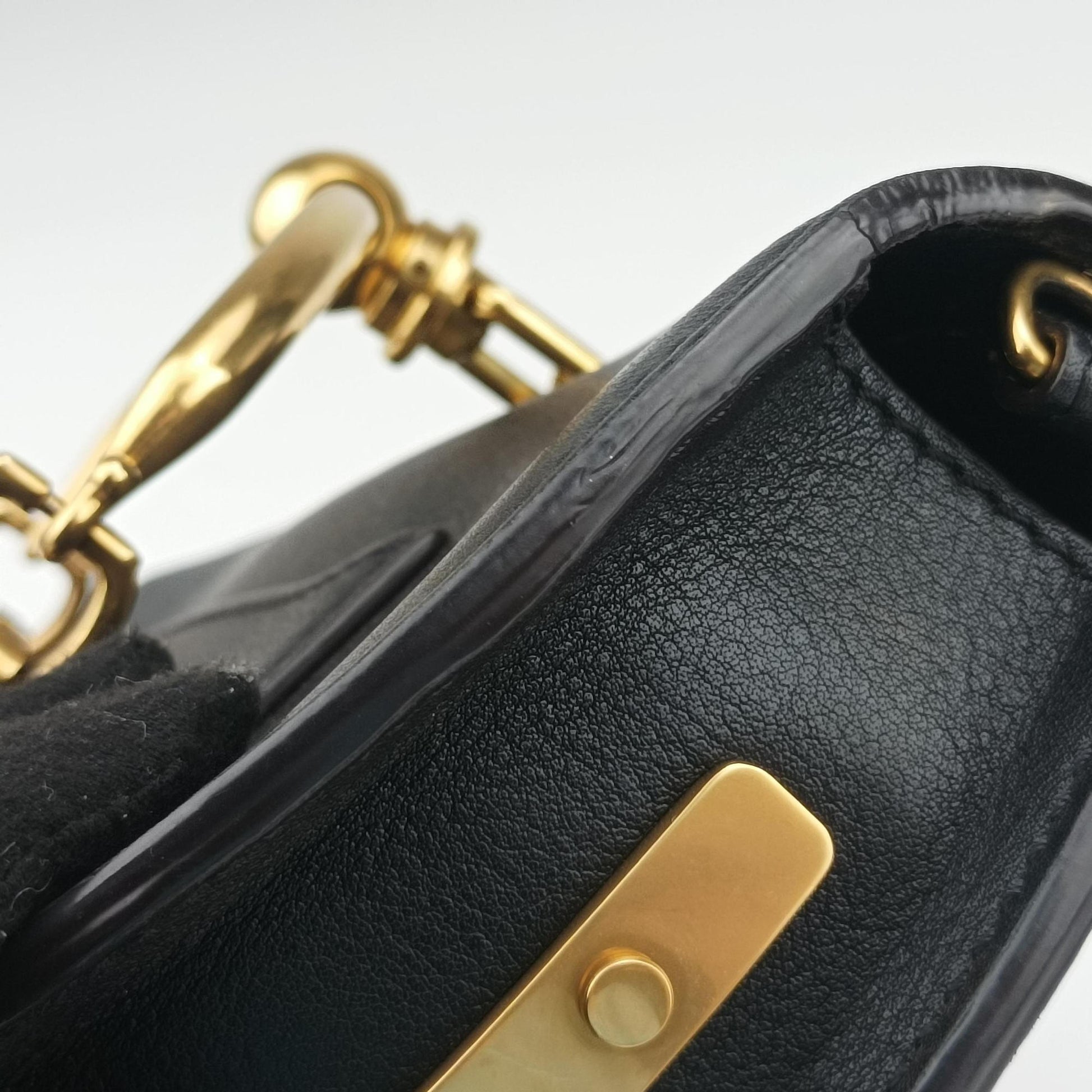 Nile Minaudiere Black Leather 03-17-99-65ナイル ミノディエール ブラック レザー 03-17-99-65