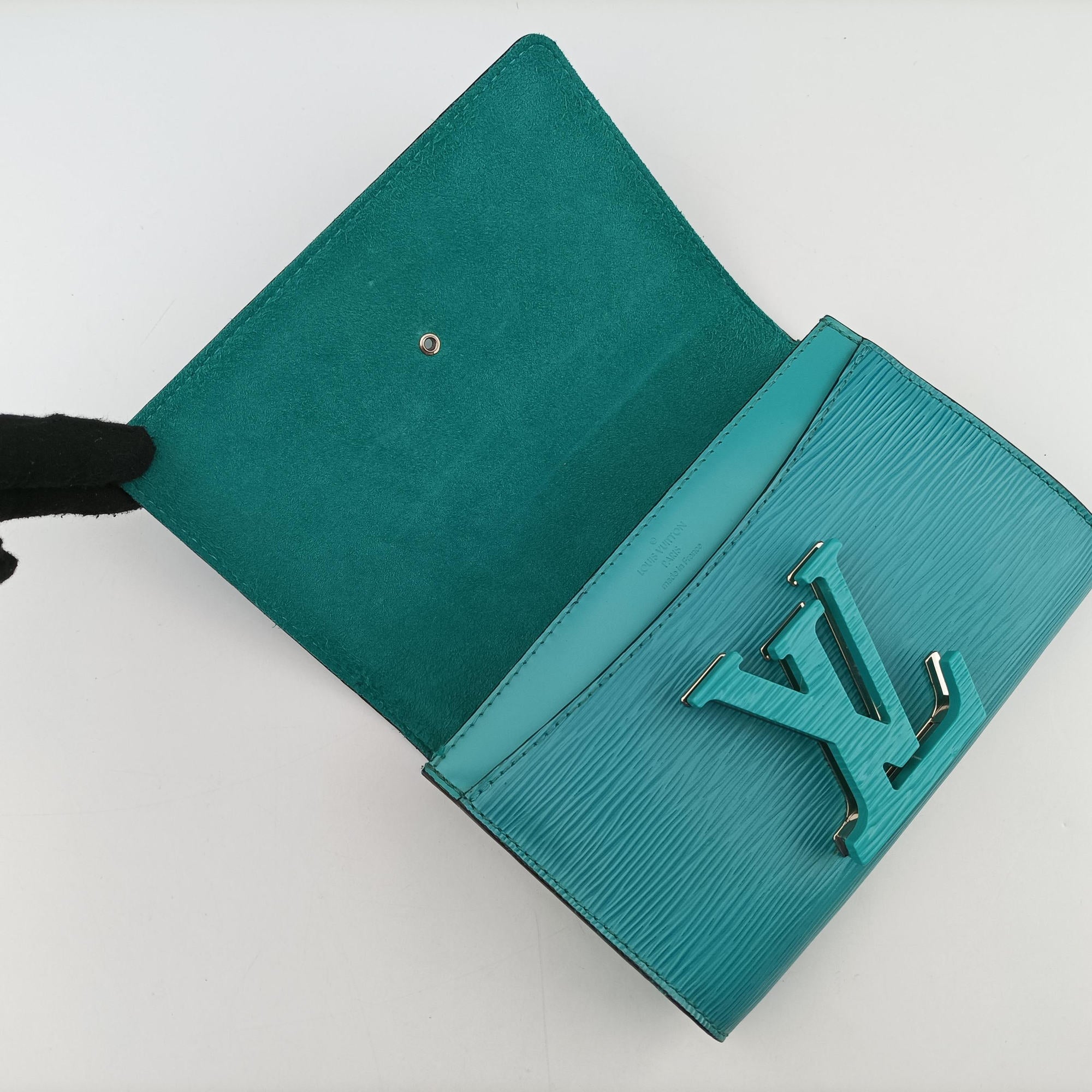 Pochette Louise PM Blue EPI M50285 SR1195ポシェット ルイーズPM ブルー レザー M50285 SR1195